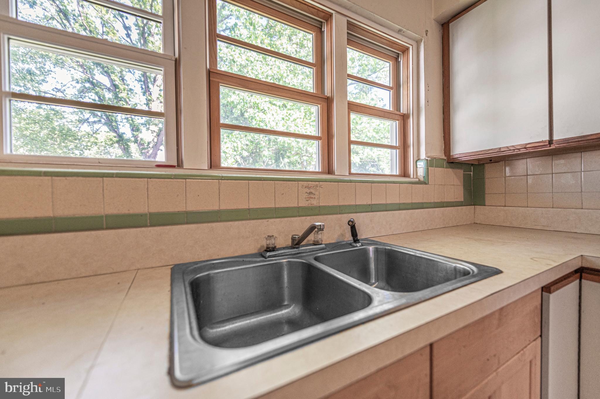 ARDSLEY - Residential