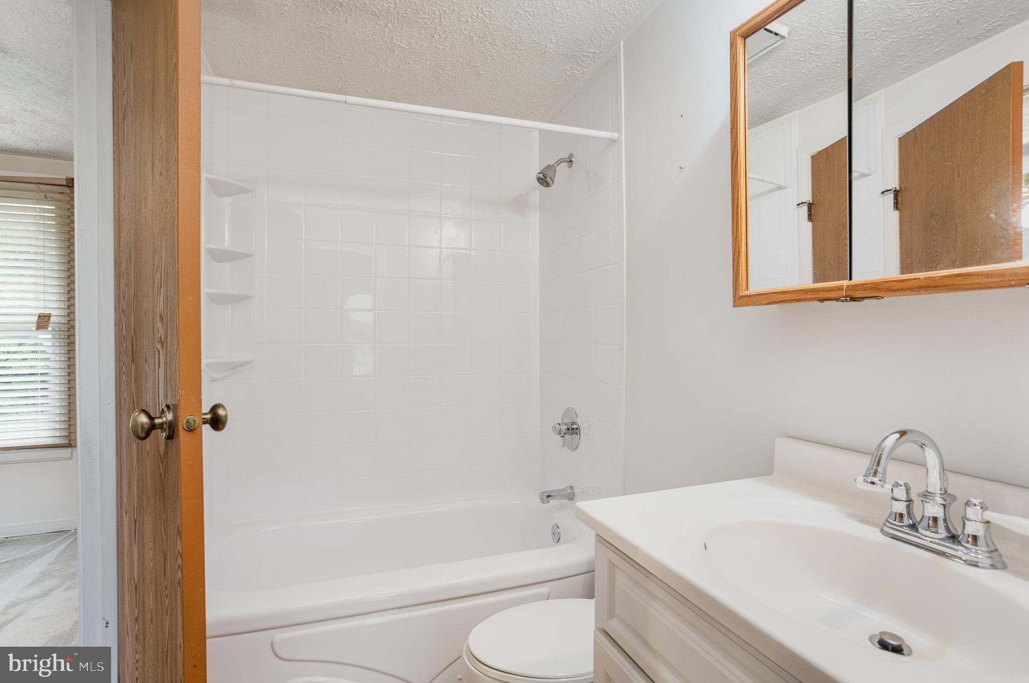 ROSEDALE - Residential