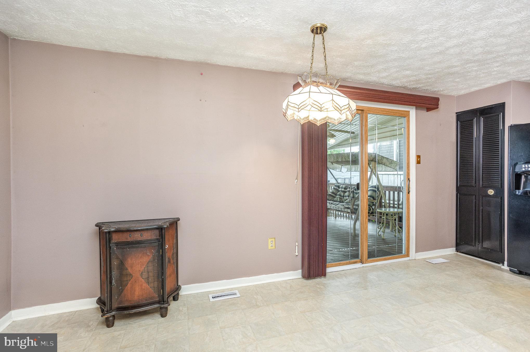 ROSEDALE - Residential