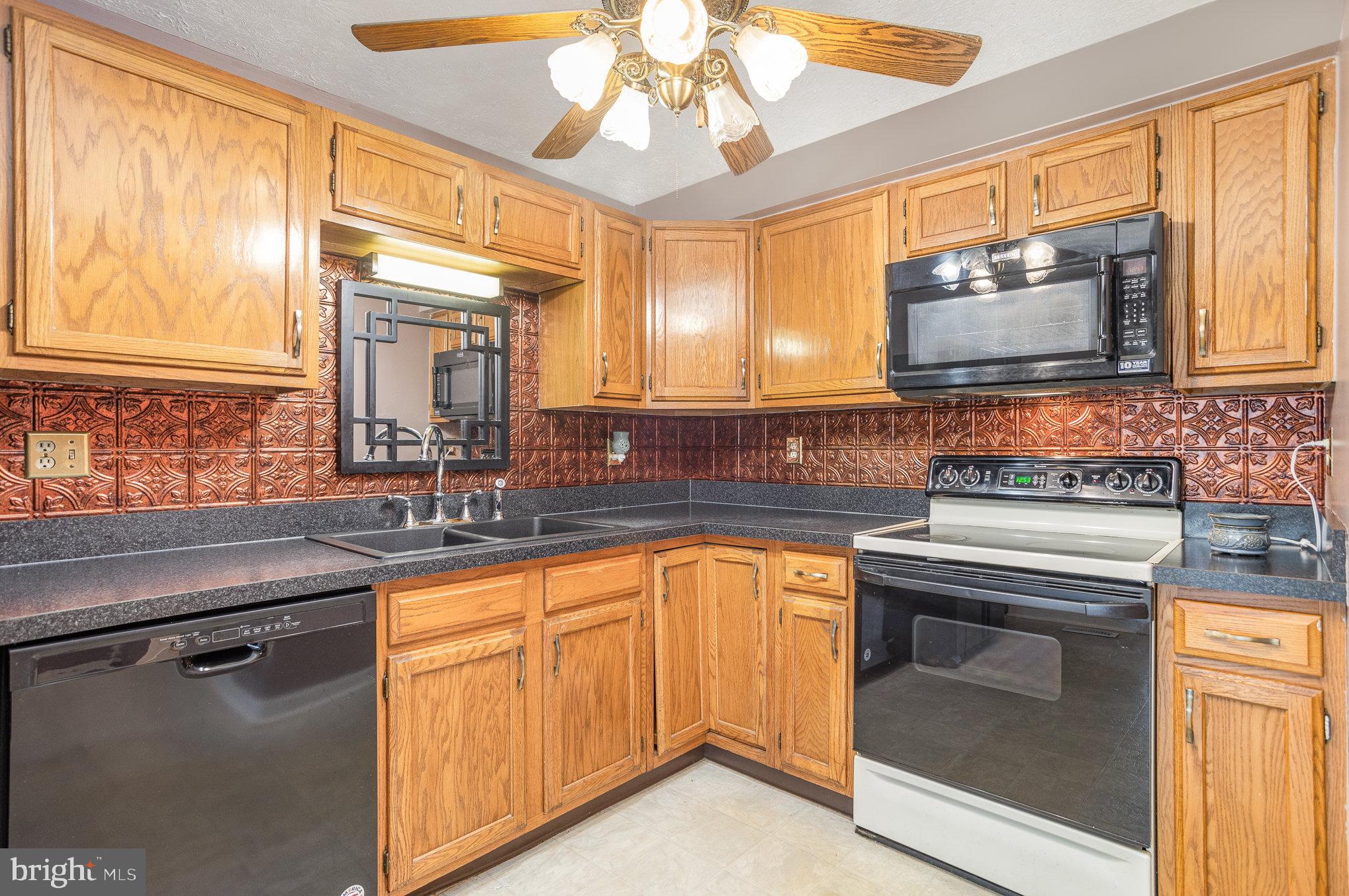 ROSEDALE - Residential