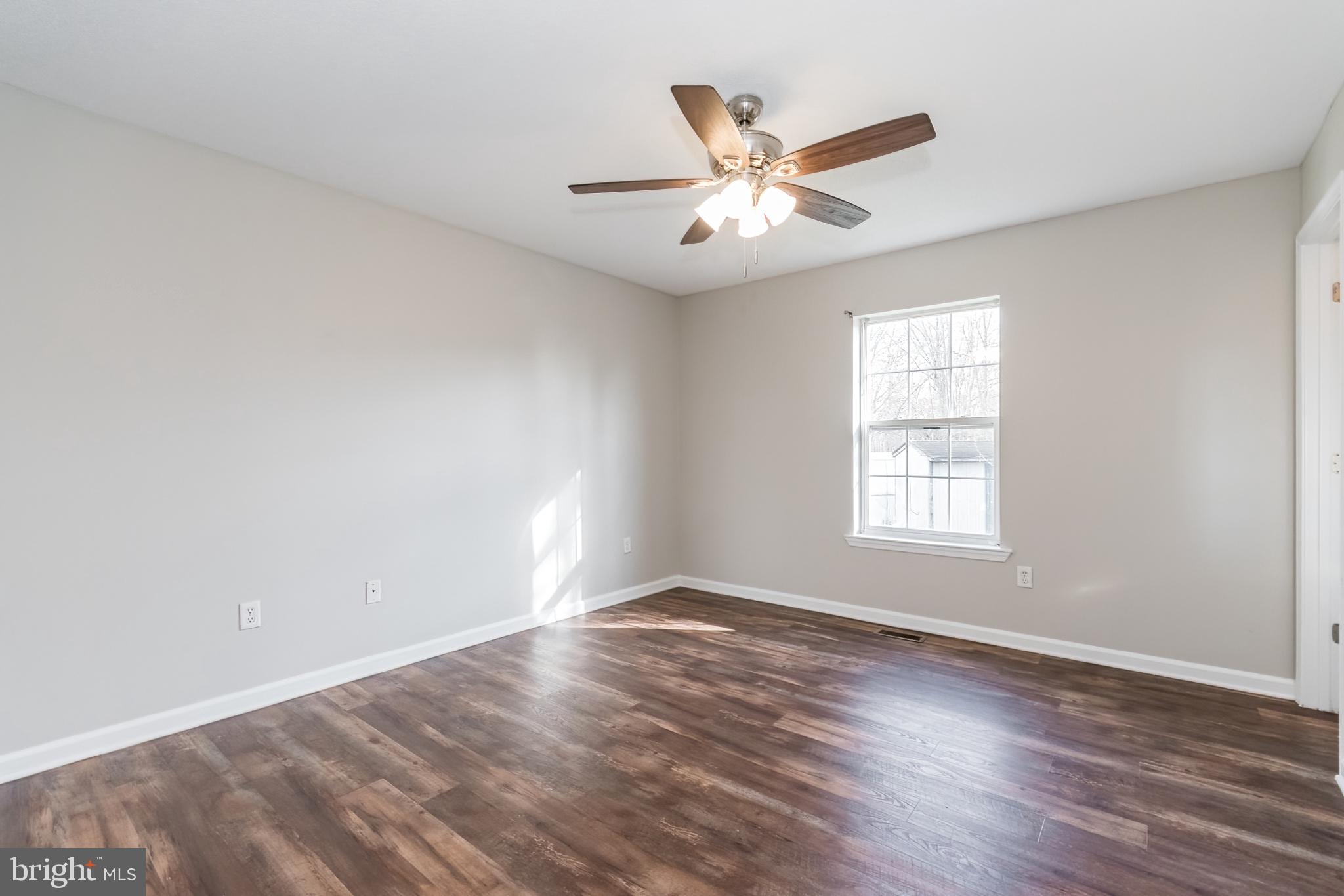 SPRINGFIELD VILLAGE - Residential