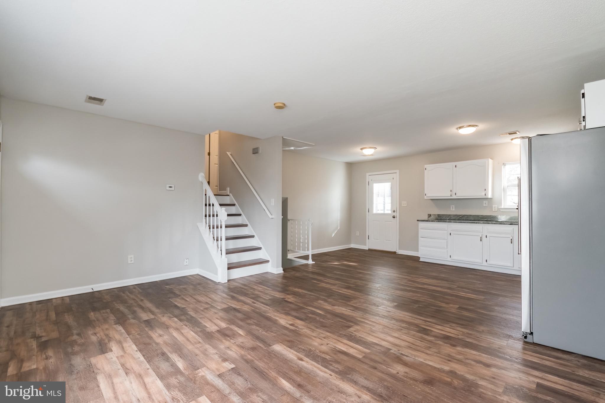 SPRINGFIELD VILLAGE - Residential