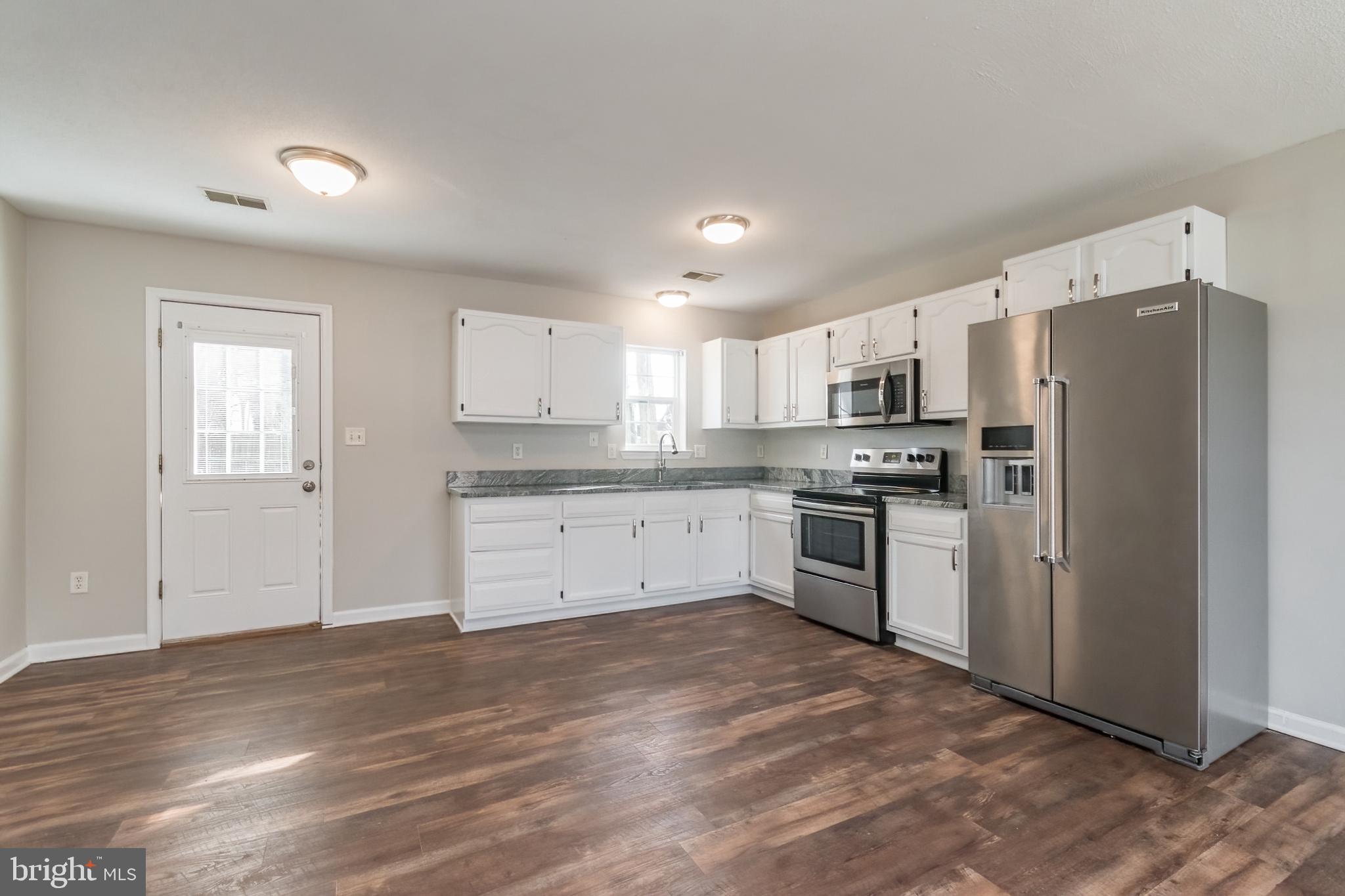 SPRINGFIELD VILLAGE - Residential