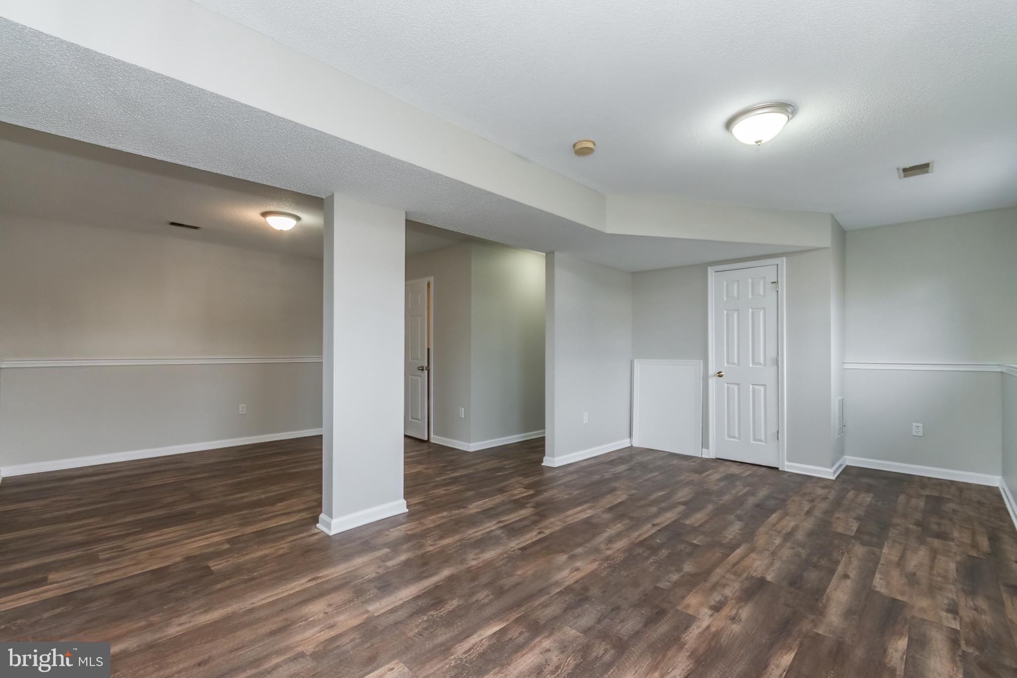 SPRINGFIELD VILLAGE - Residential