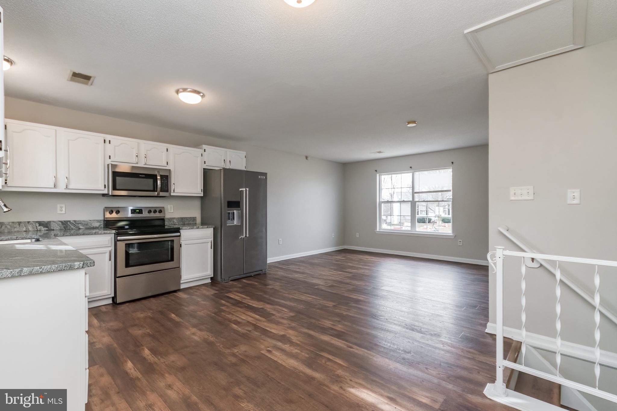 SPRINGFIELD VILLAGE - Residential