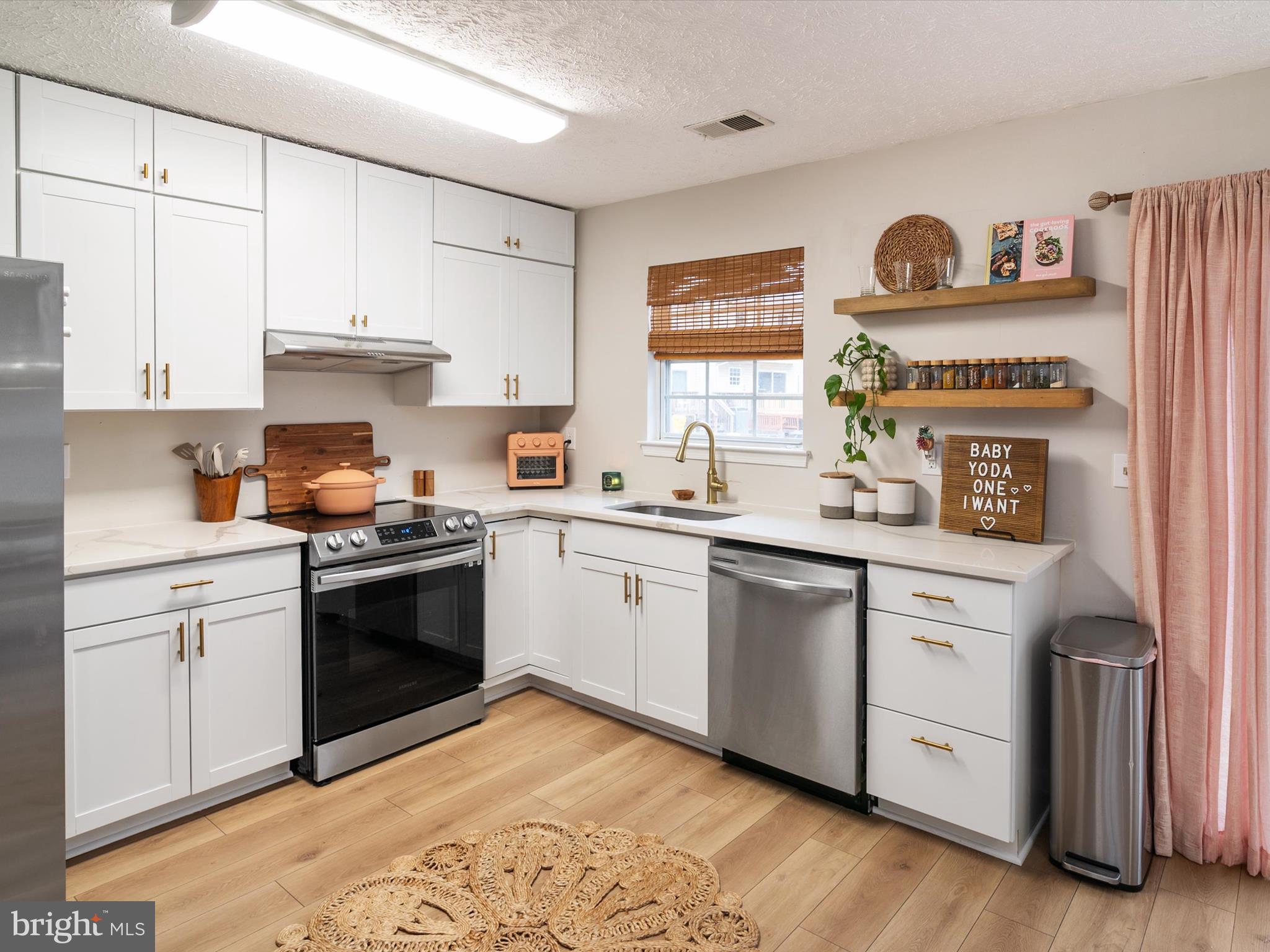 CASTINE - Residential