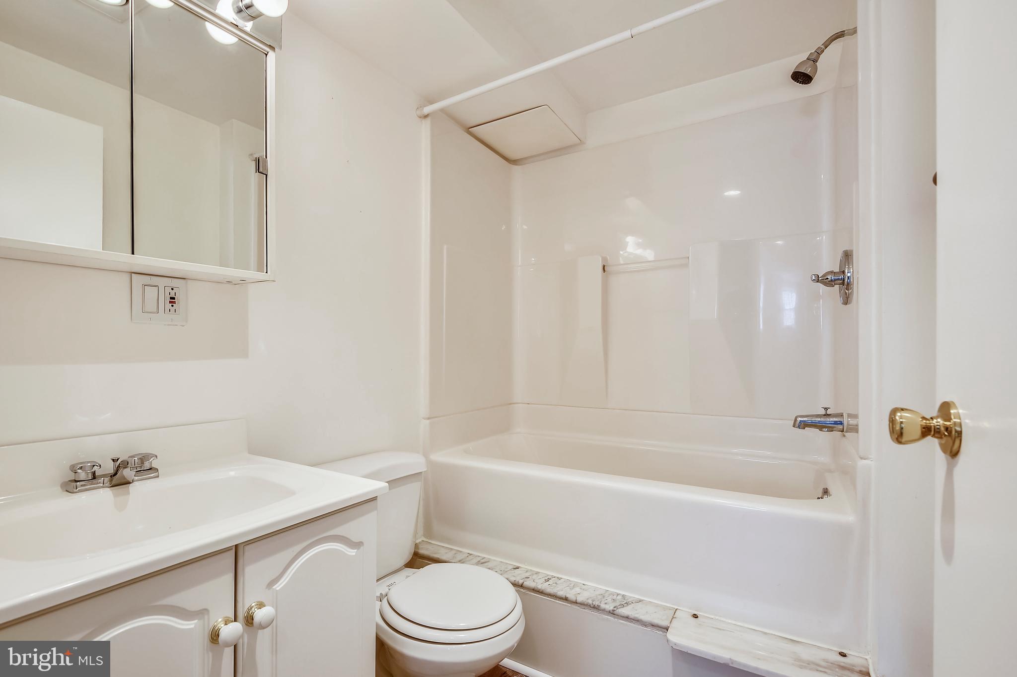 EDGEWOOD MEADOWS - Residential