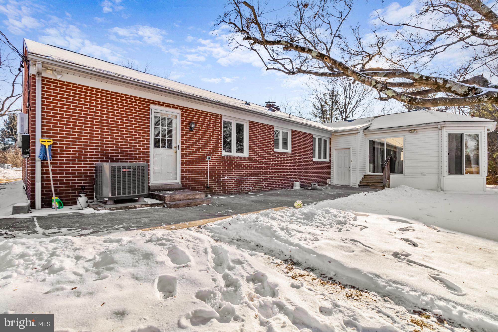 OWINGS MILLS - Residential