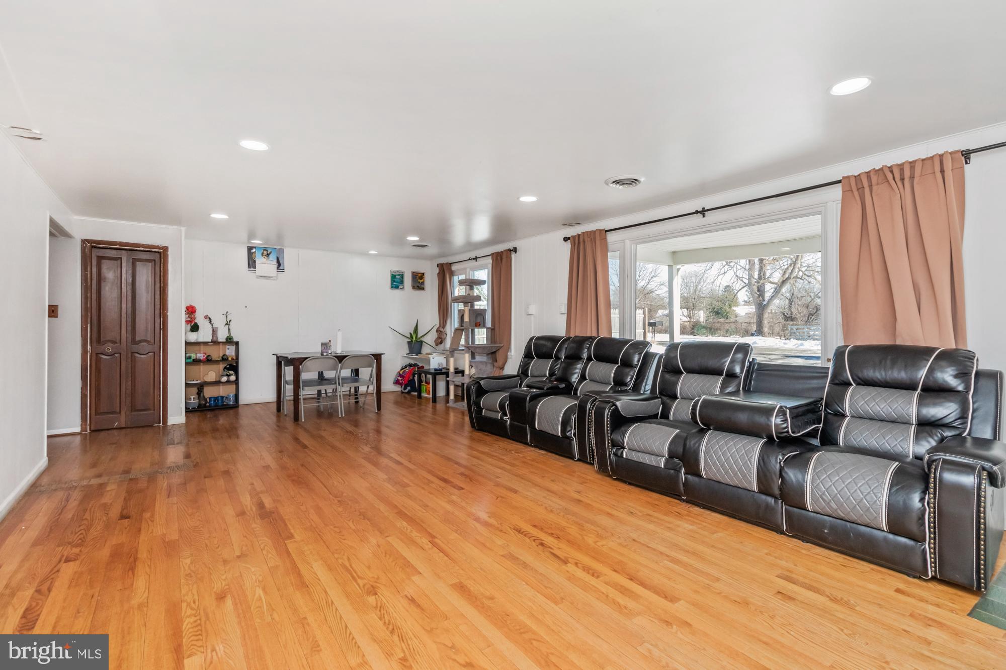 OWINGS MILLS - Residential