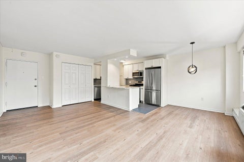Condo For Sale - 2101 Chestnut Street #416<br/> PHILADELPHIA, PA 19103