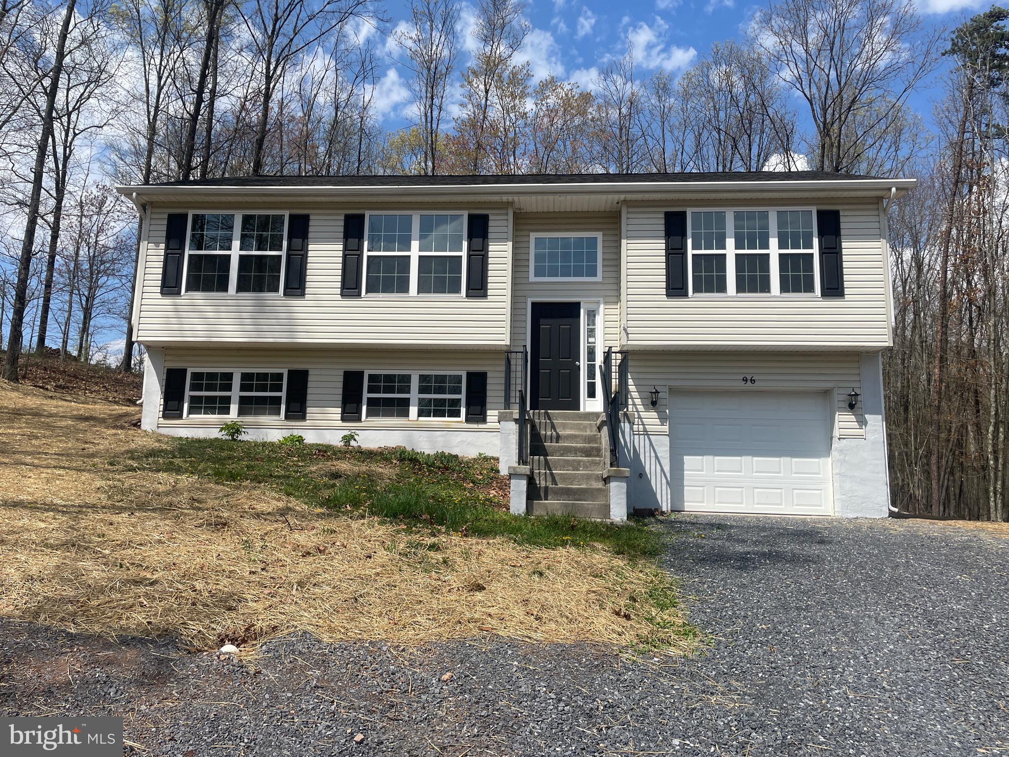 CRITTON HOLLOW ESTATES - Residential