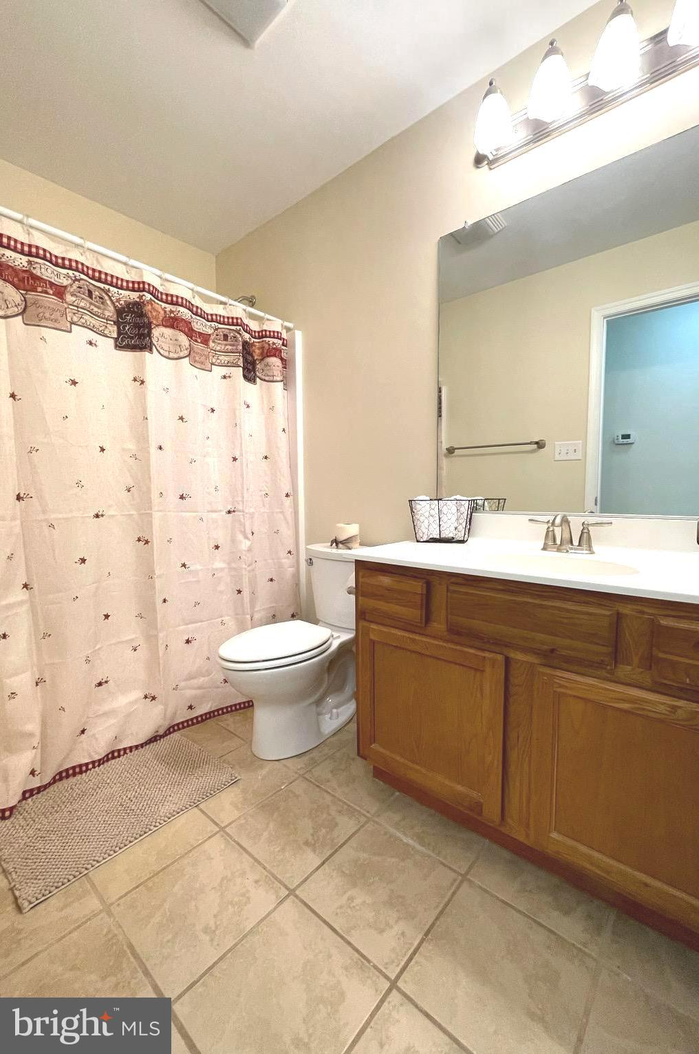 CRITTON HOLLOW ESTATES - Residential