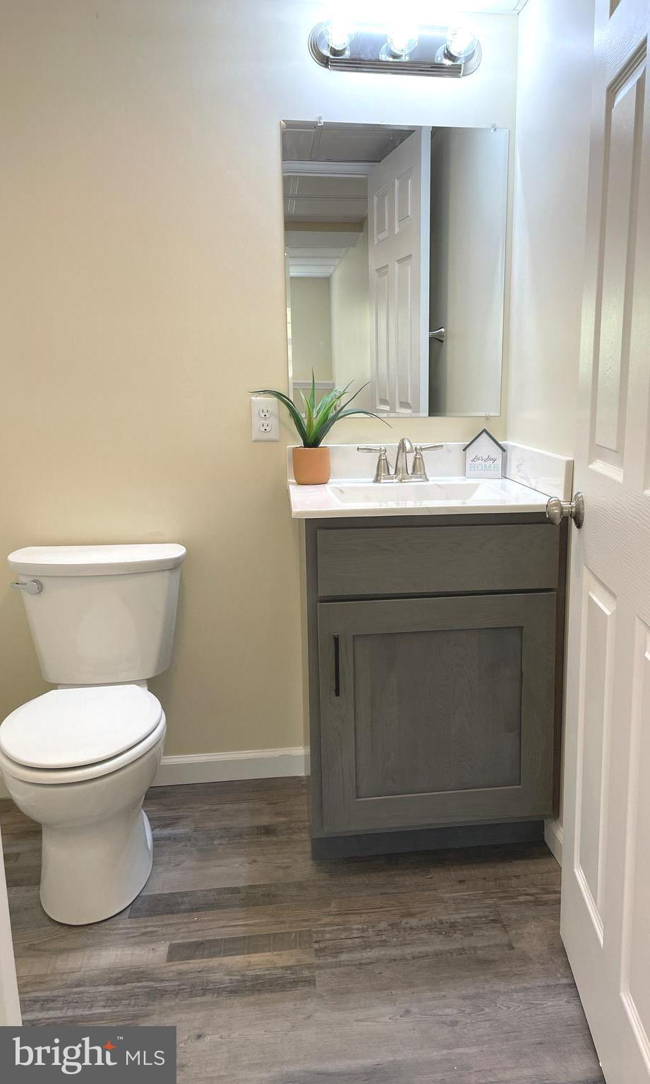 CRITTON HOLLOW ESTATES - Residential