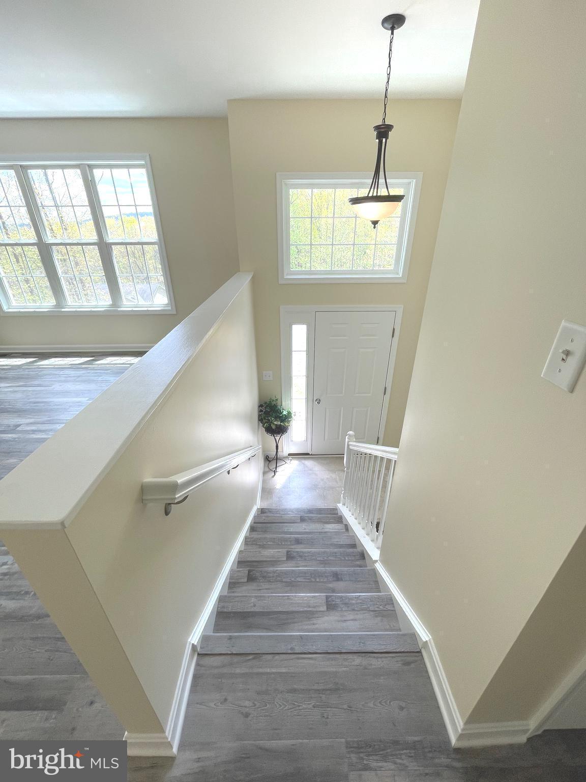 CRITTON HOLLOW ESTATES - Residential