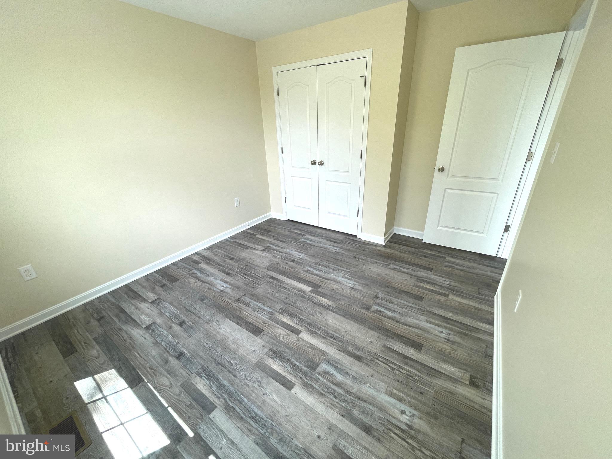 CRITTON HOLLOW ESTATES - Residential