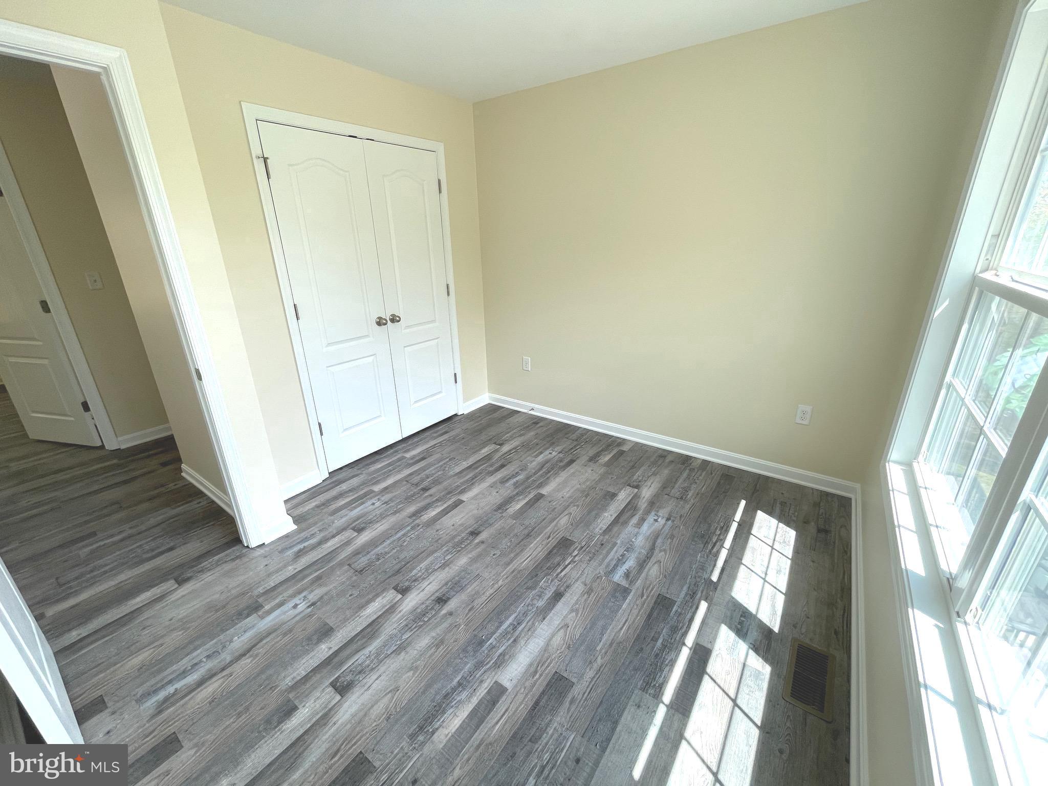 CRITTON HOLLOW ESTATES - Residential