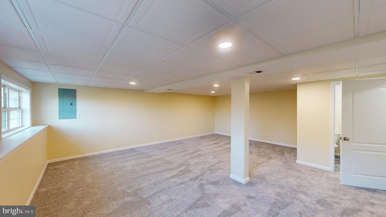 CRITTON HOLLOW ESTATES - Residential