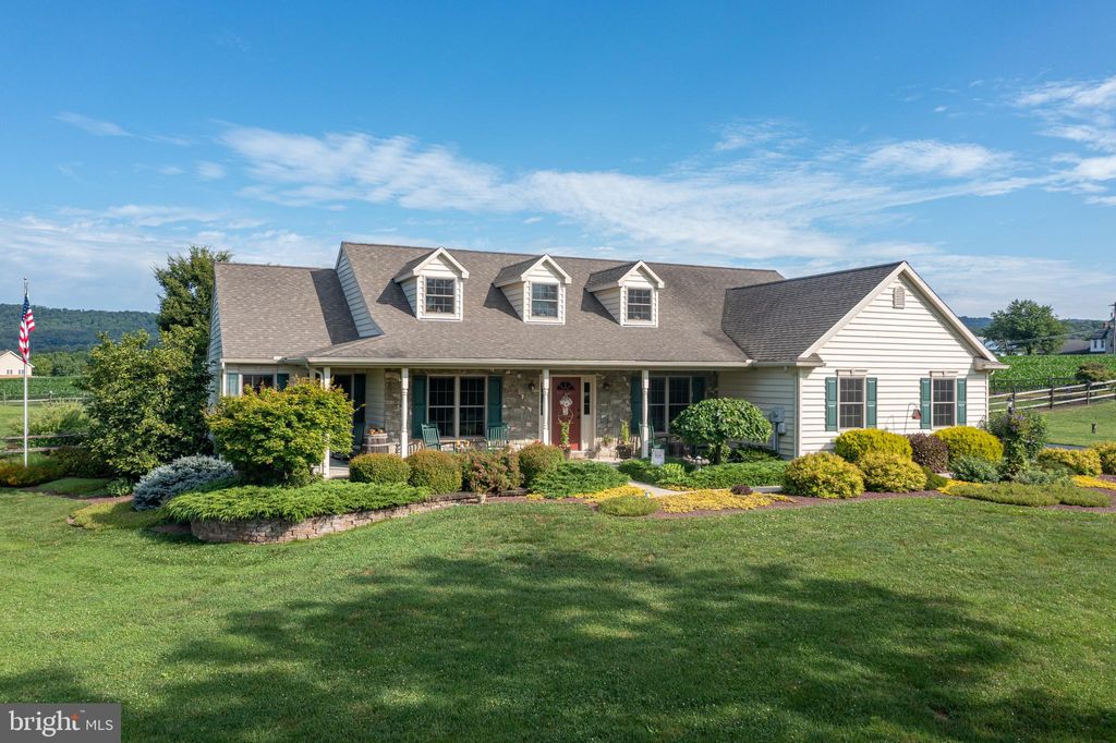 Photo of 665 Blue Mountain Road, FREDERICKSBURG, PA 17026 (MLS # PALN2021564)