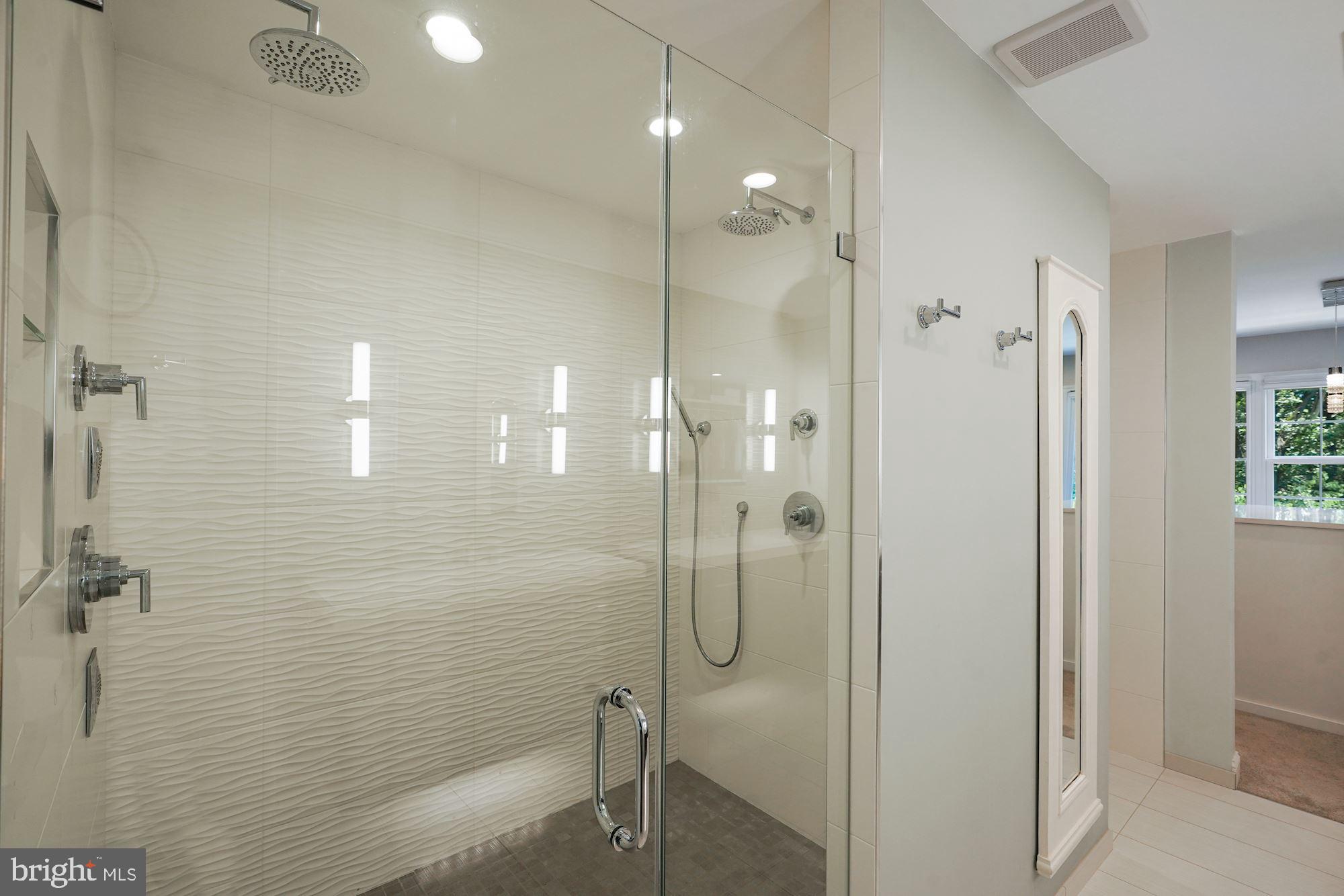 PALISADES PARK - Residential