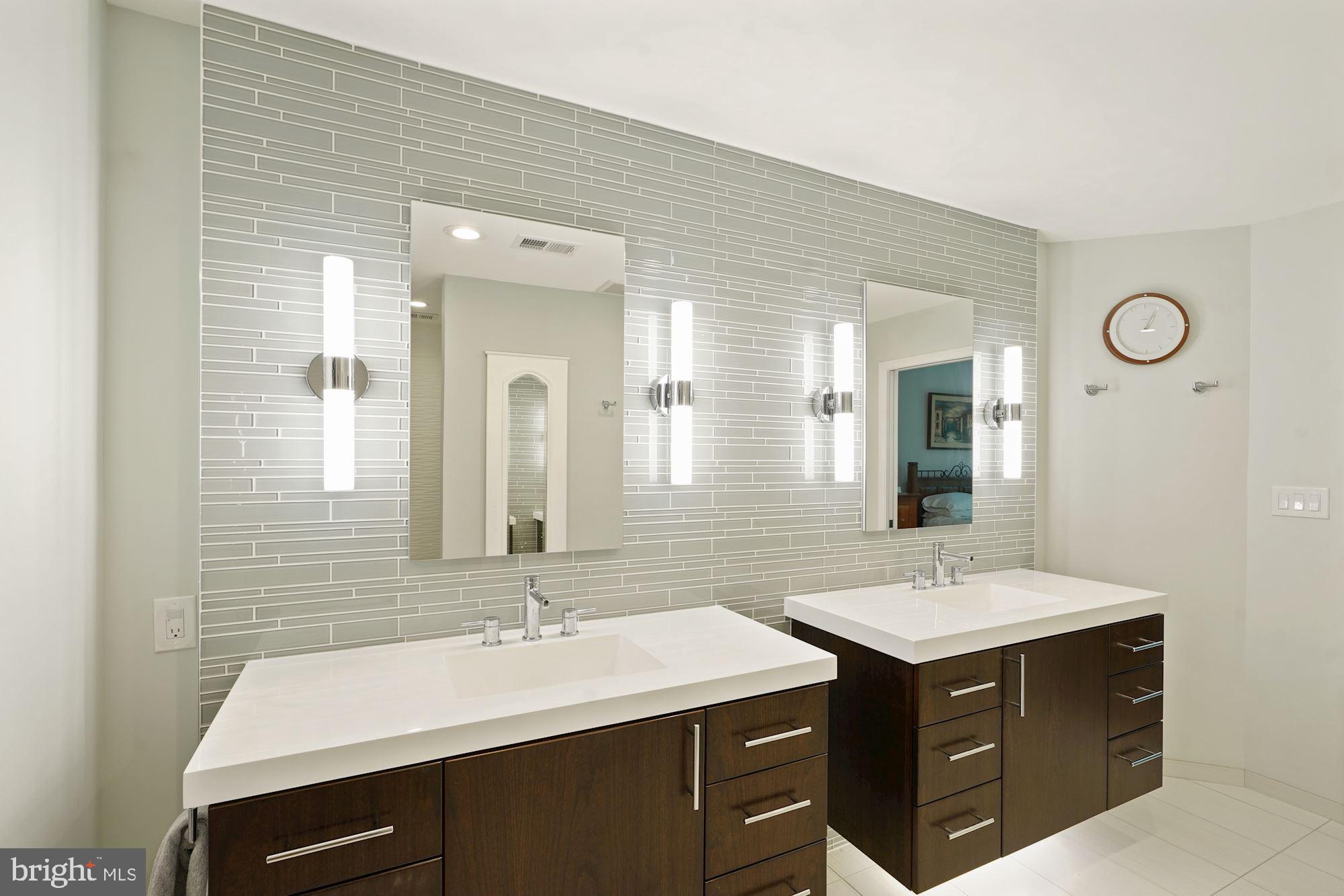 PALISADES PARK - Residential