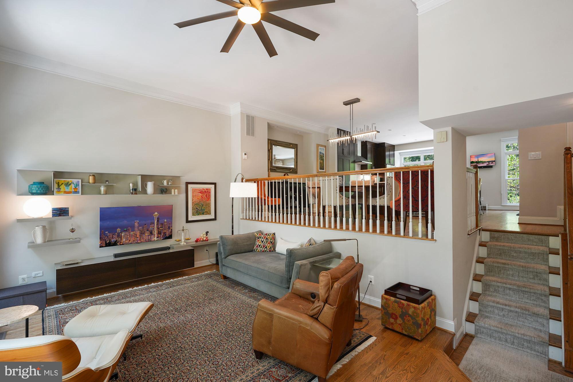 PALISADES PARK - Residential