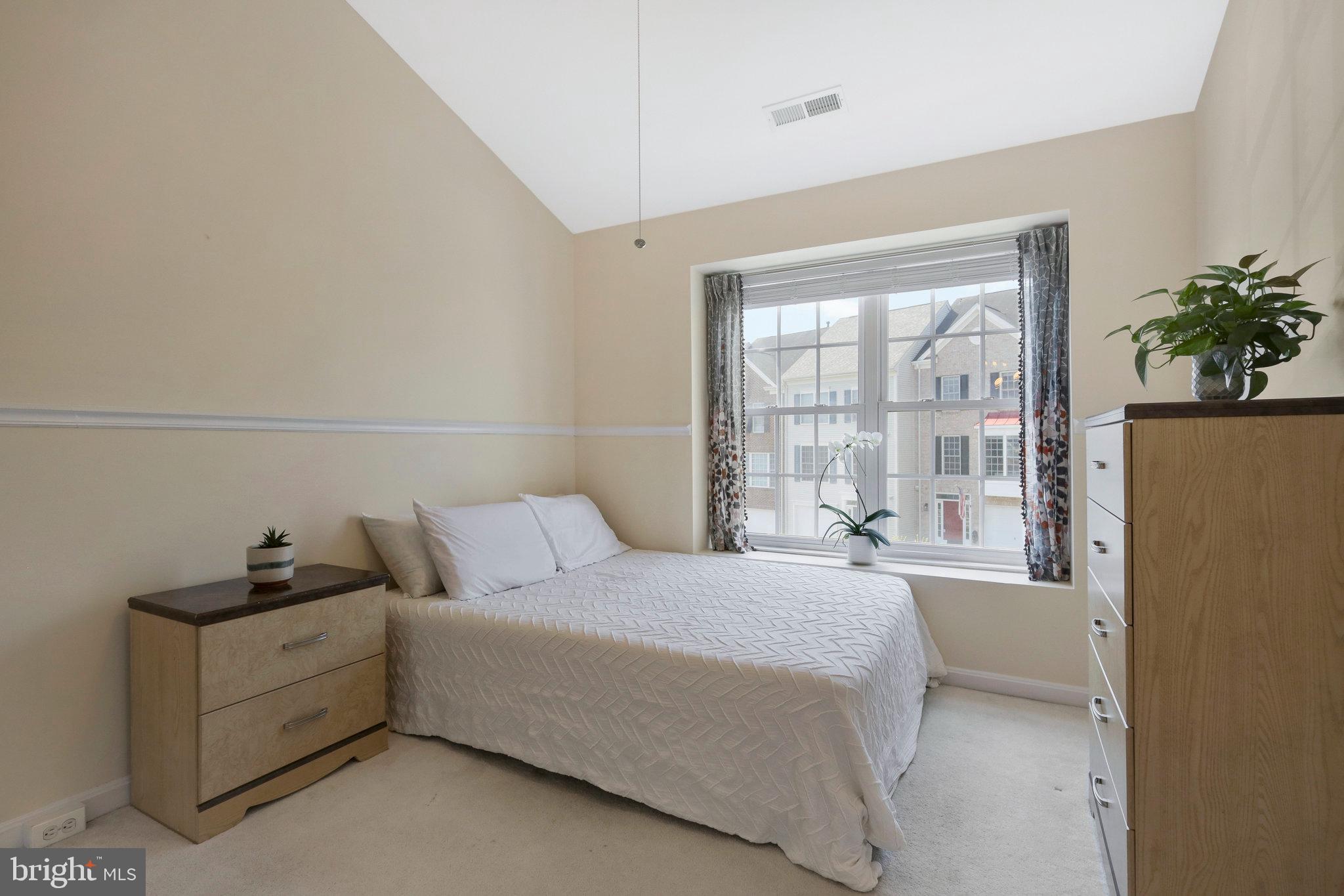 WORTHINGTON WOODS - Residential