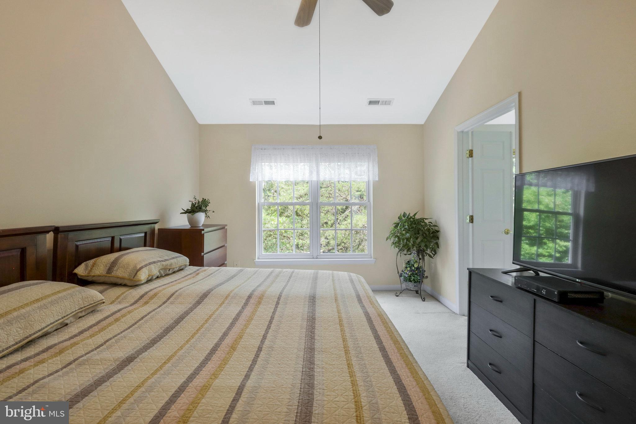 WORTHINGTON WOODS - Residential