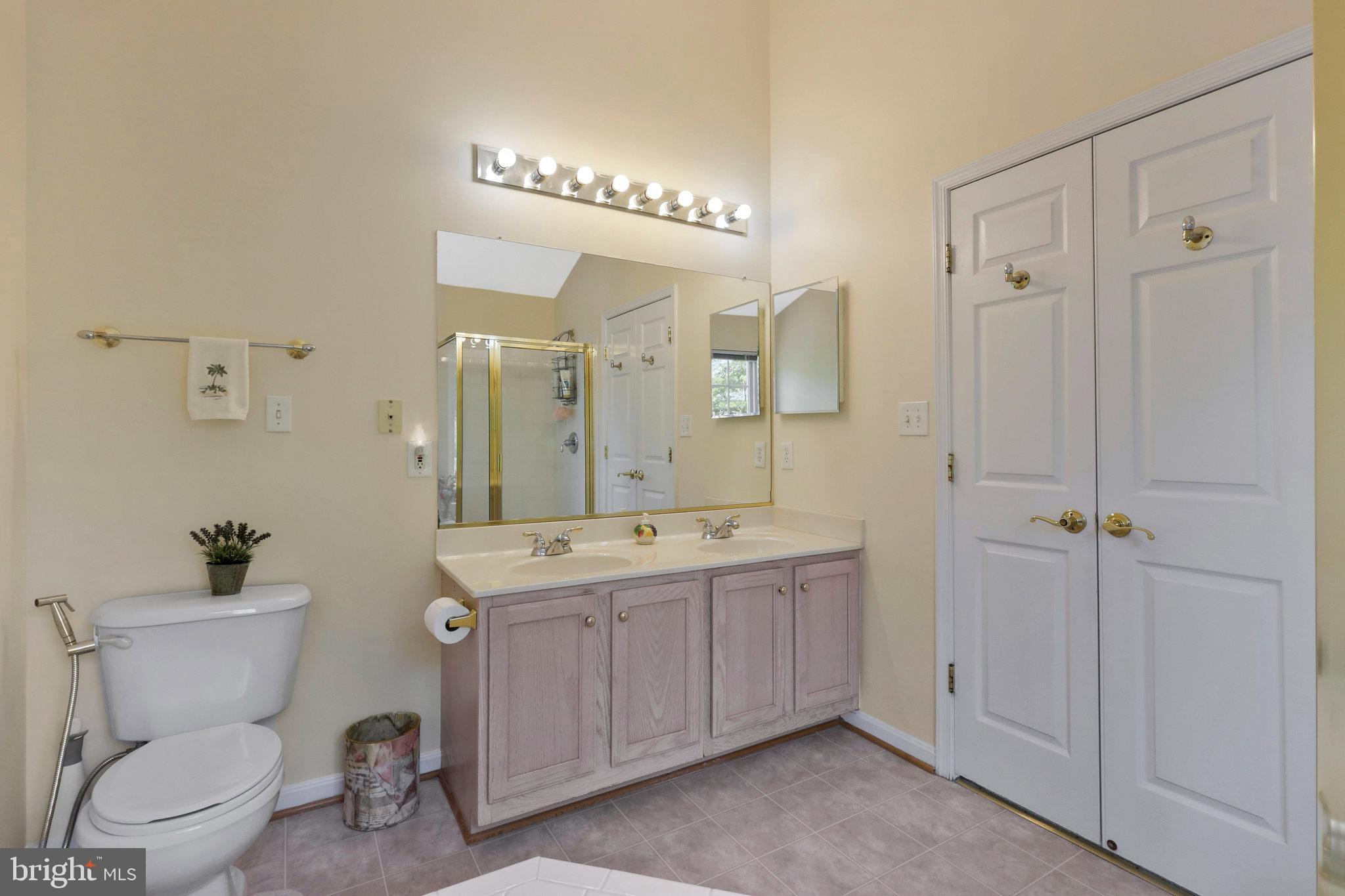 WORTHINGTON WOODS - Residential