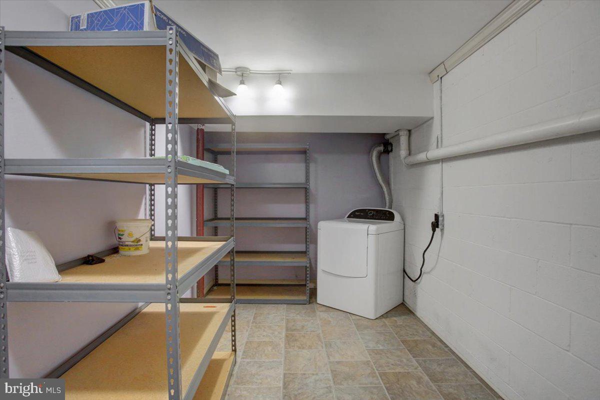 MOUNTAIN VIEW - Residential