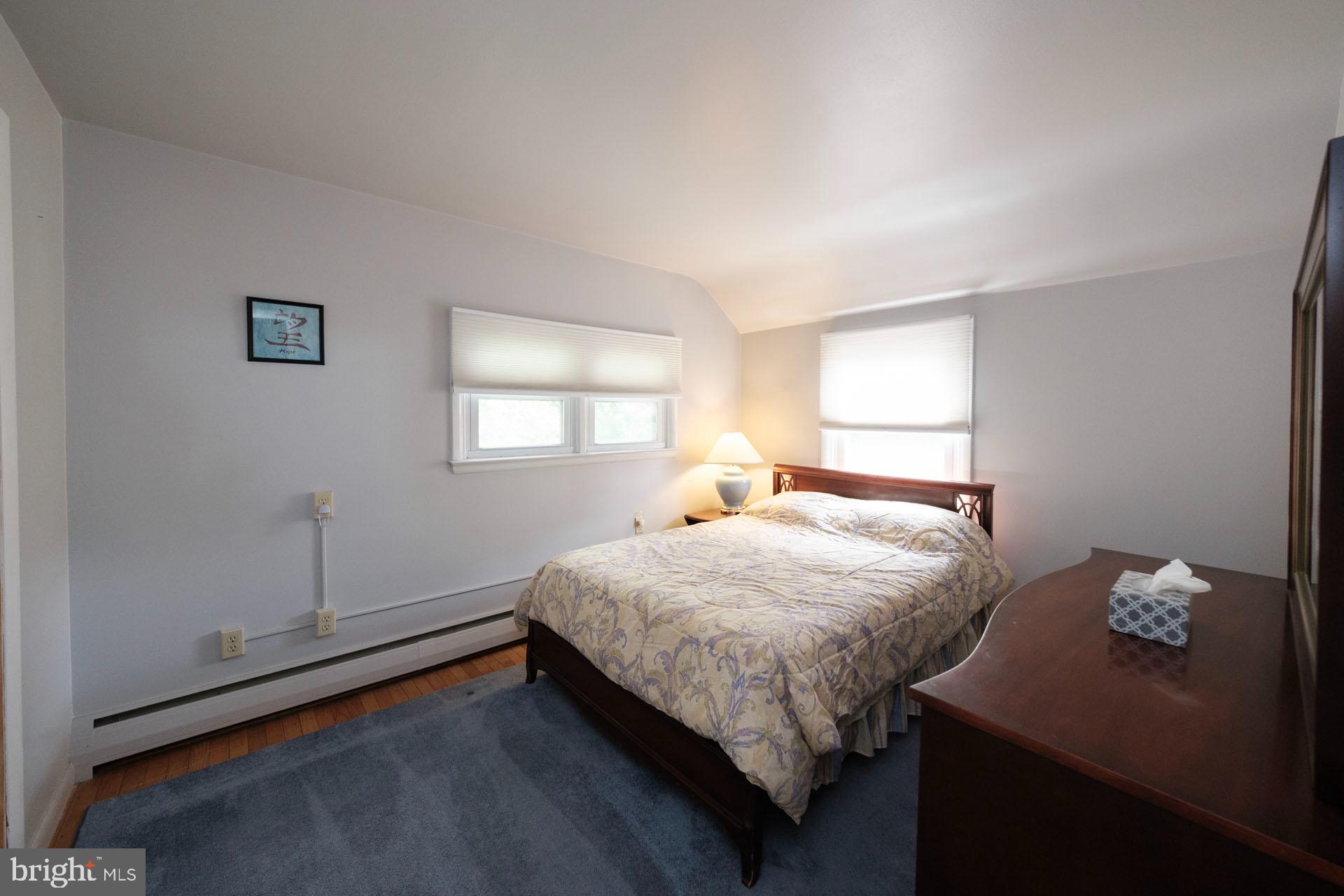 CRESTWOOD - Residential
