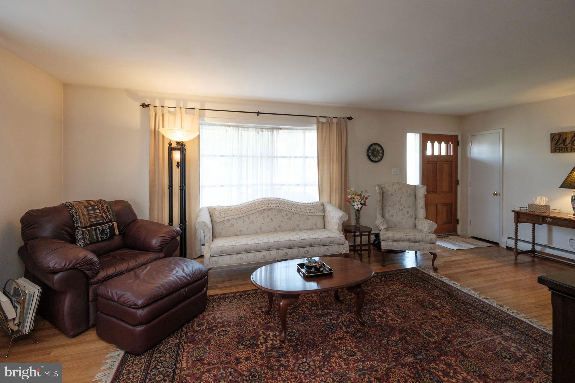 CRESTWOOD - Residential