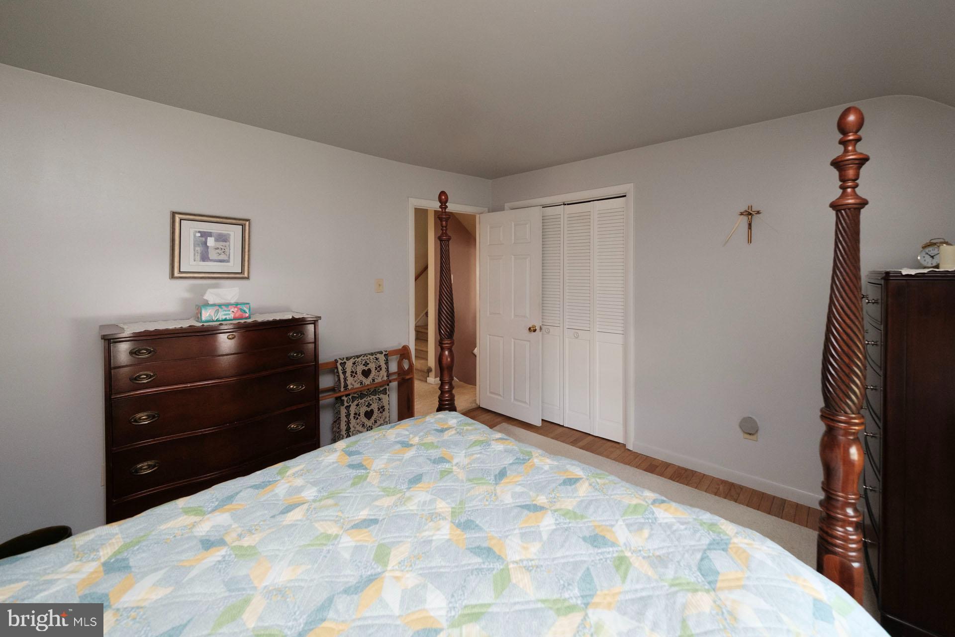 CRESTWOOD - Residential