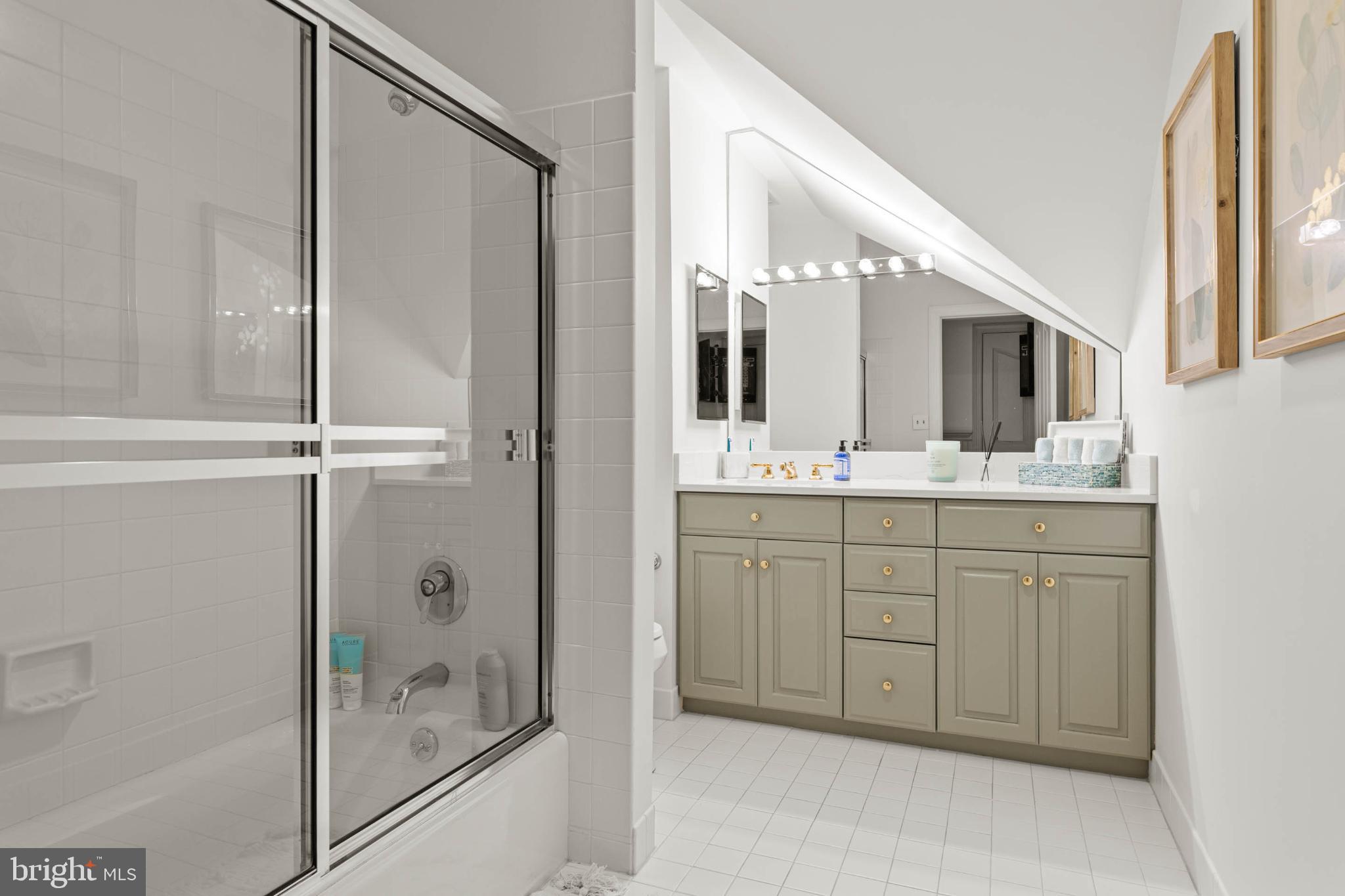 WRENFIELD - Residential