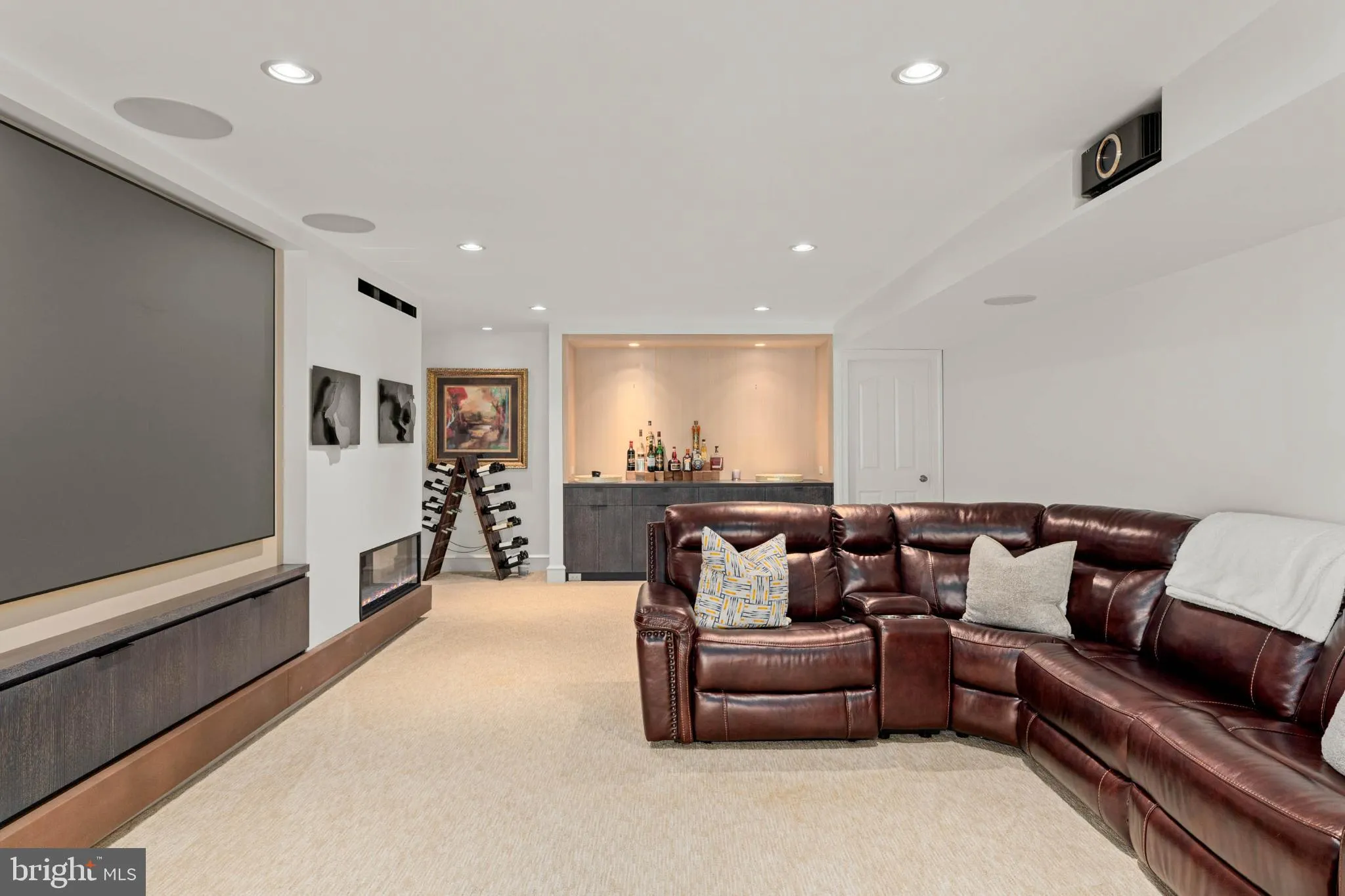 Villanova, Pennsylvania 19085, United States, 4 Bedrooms Bedrooms, ,5 BathroomsBathrooms,Residential,Coming Soon,219635