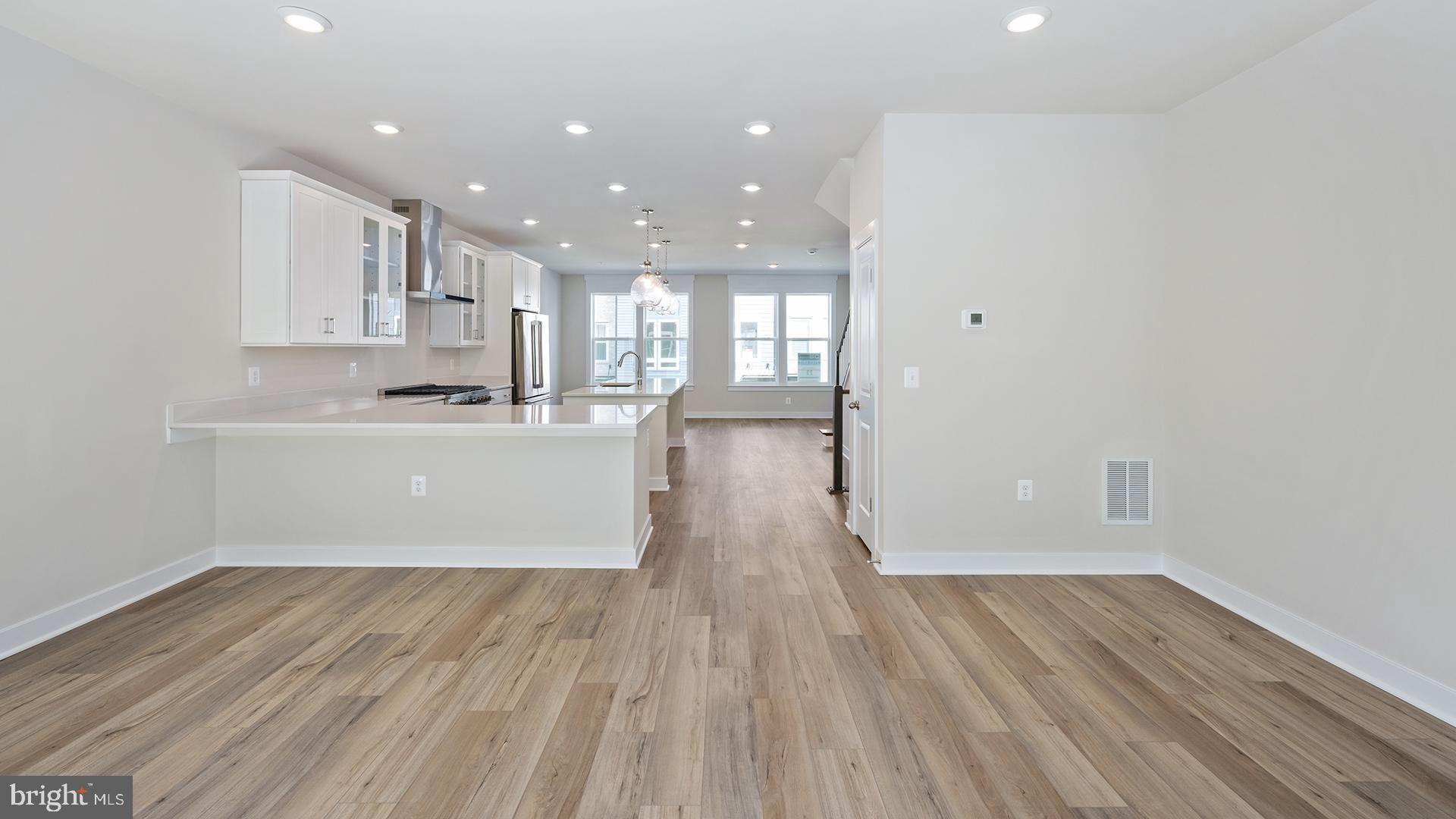 NORTHFAX WEST - Residential