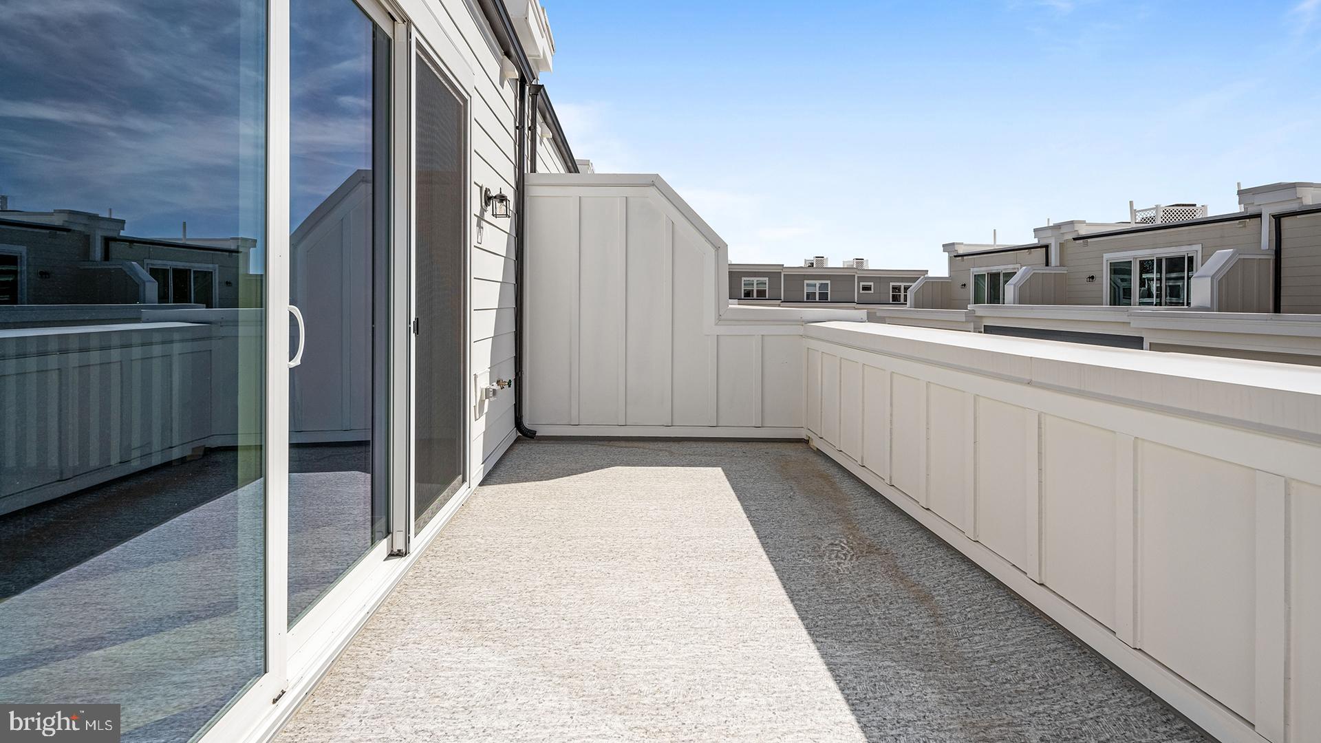 NORTHFAX WEST - Residential