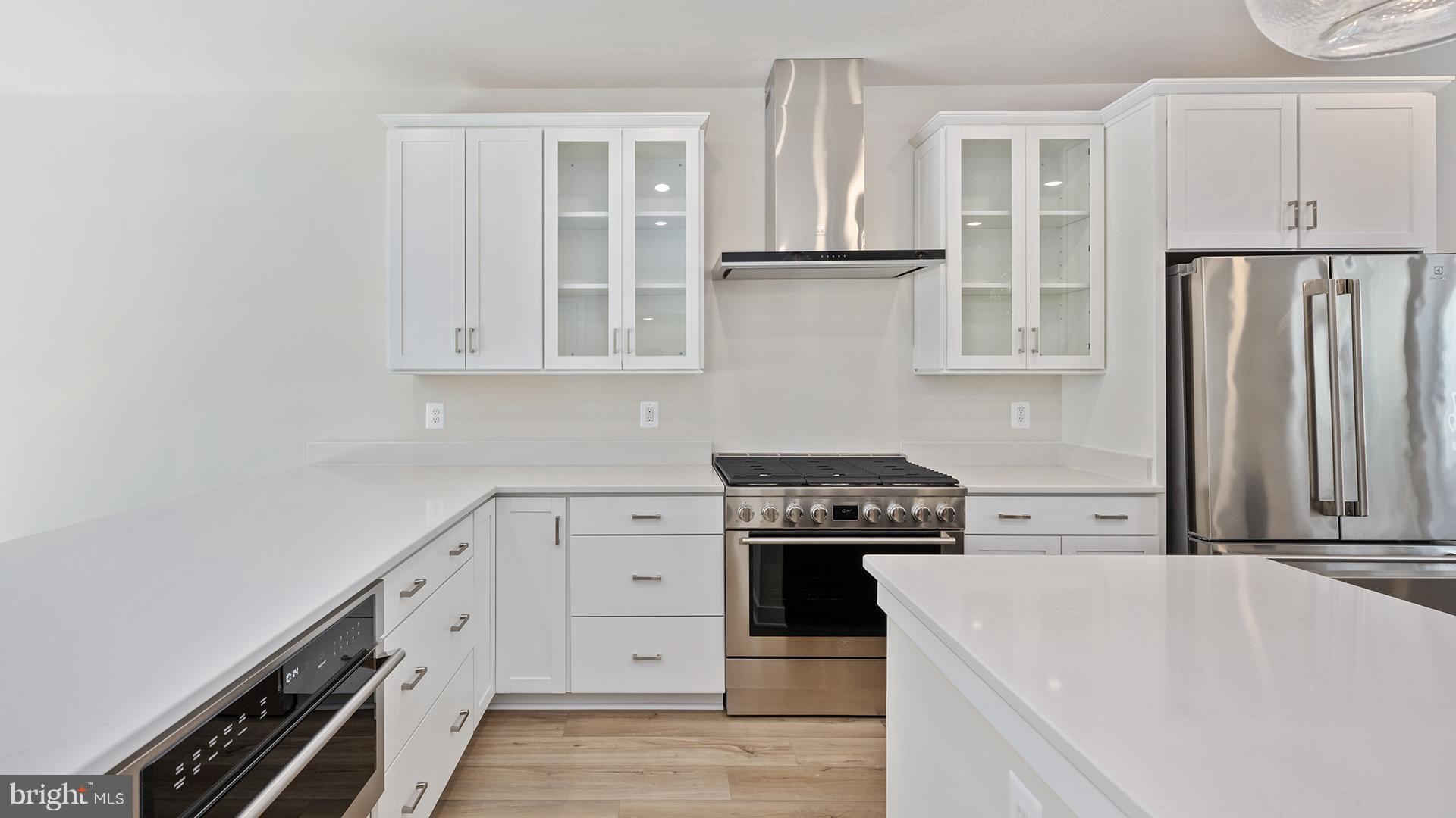 NORTHFAX WEST - Residential