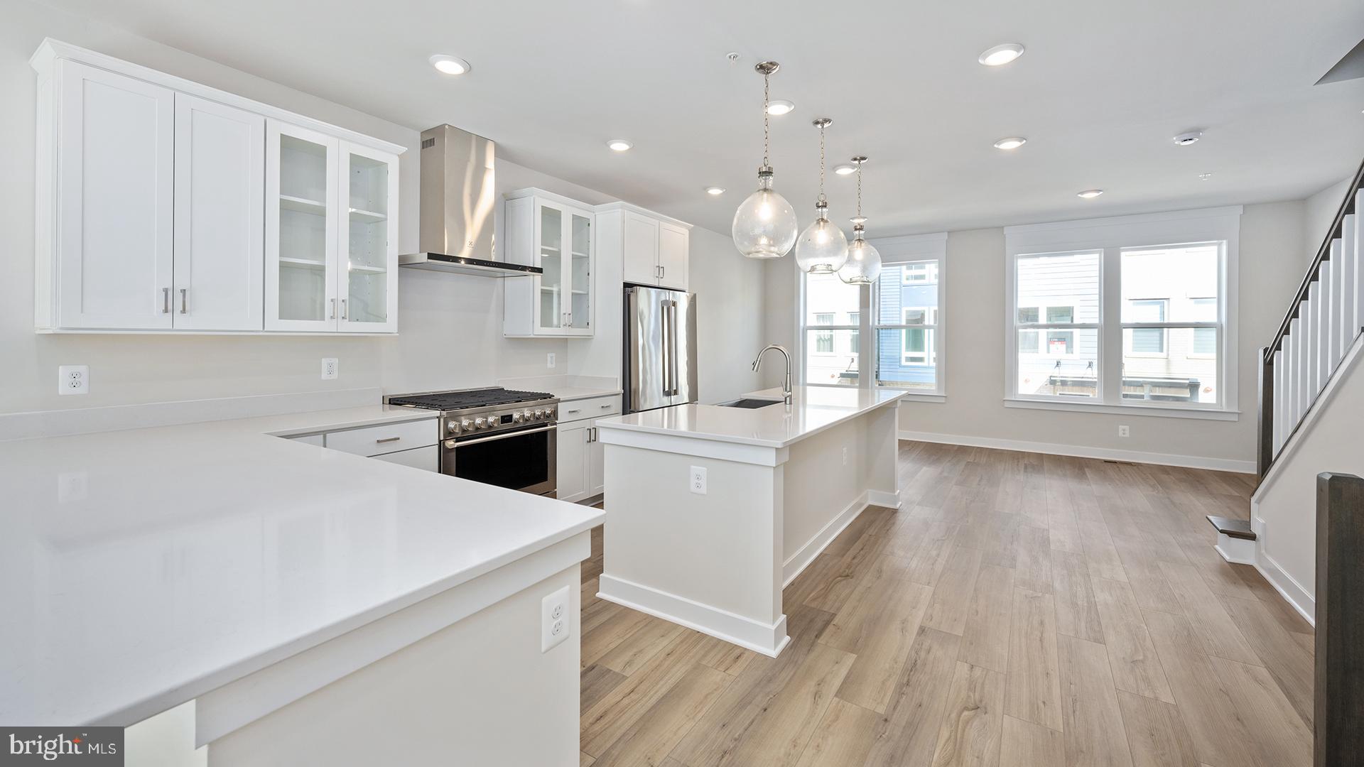 NORTHFAX WEST - Residential