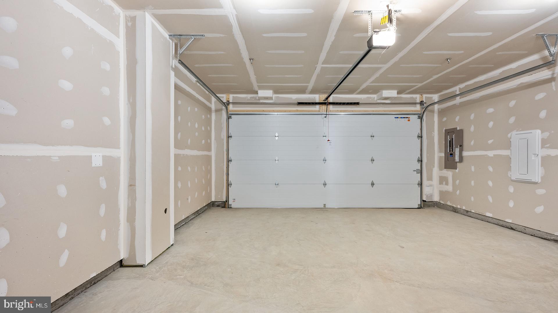 NORTHFAX WEST - Residential