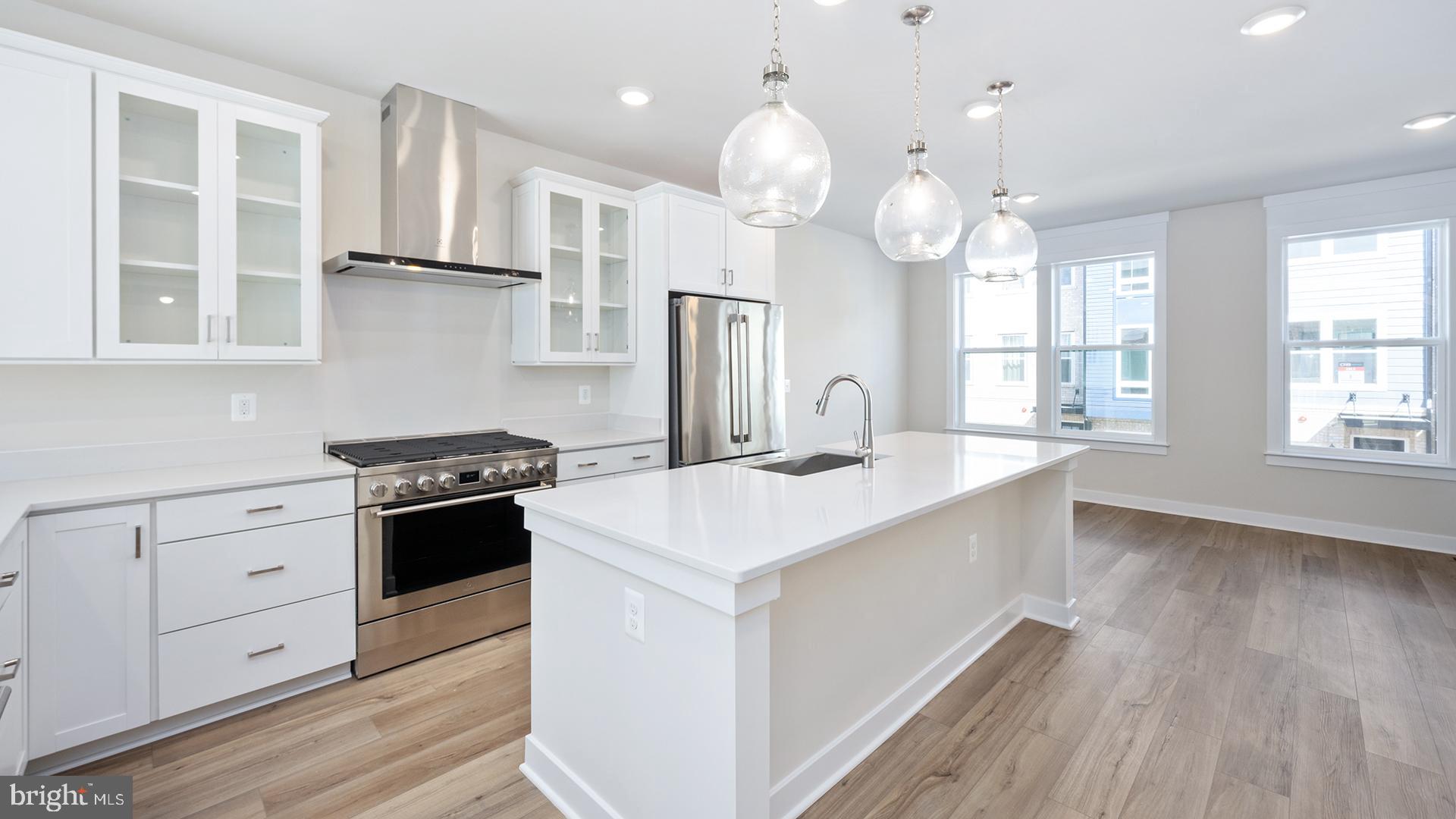 NORTHFAX WEST - Residential