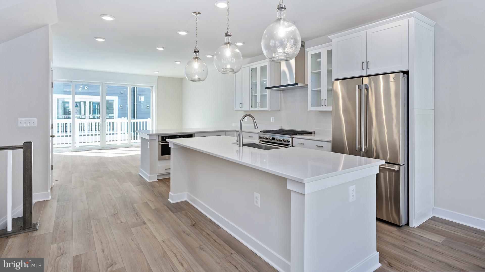 NORTHFAX WEST - Residential