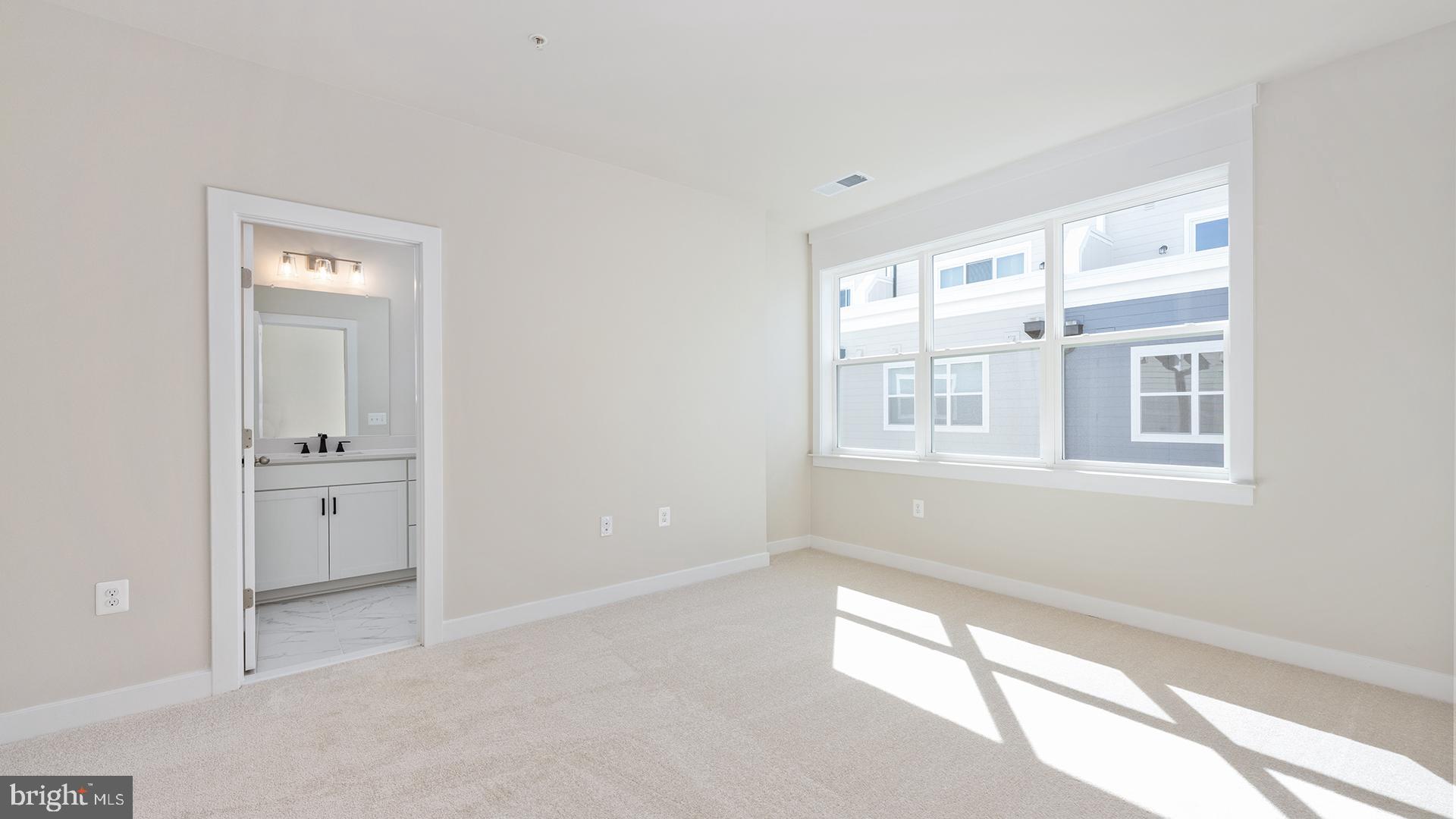 NORTHFAX WEST - Residential