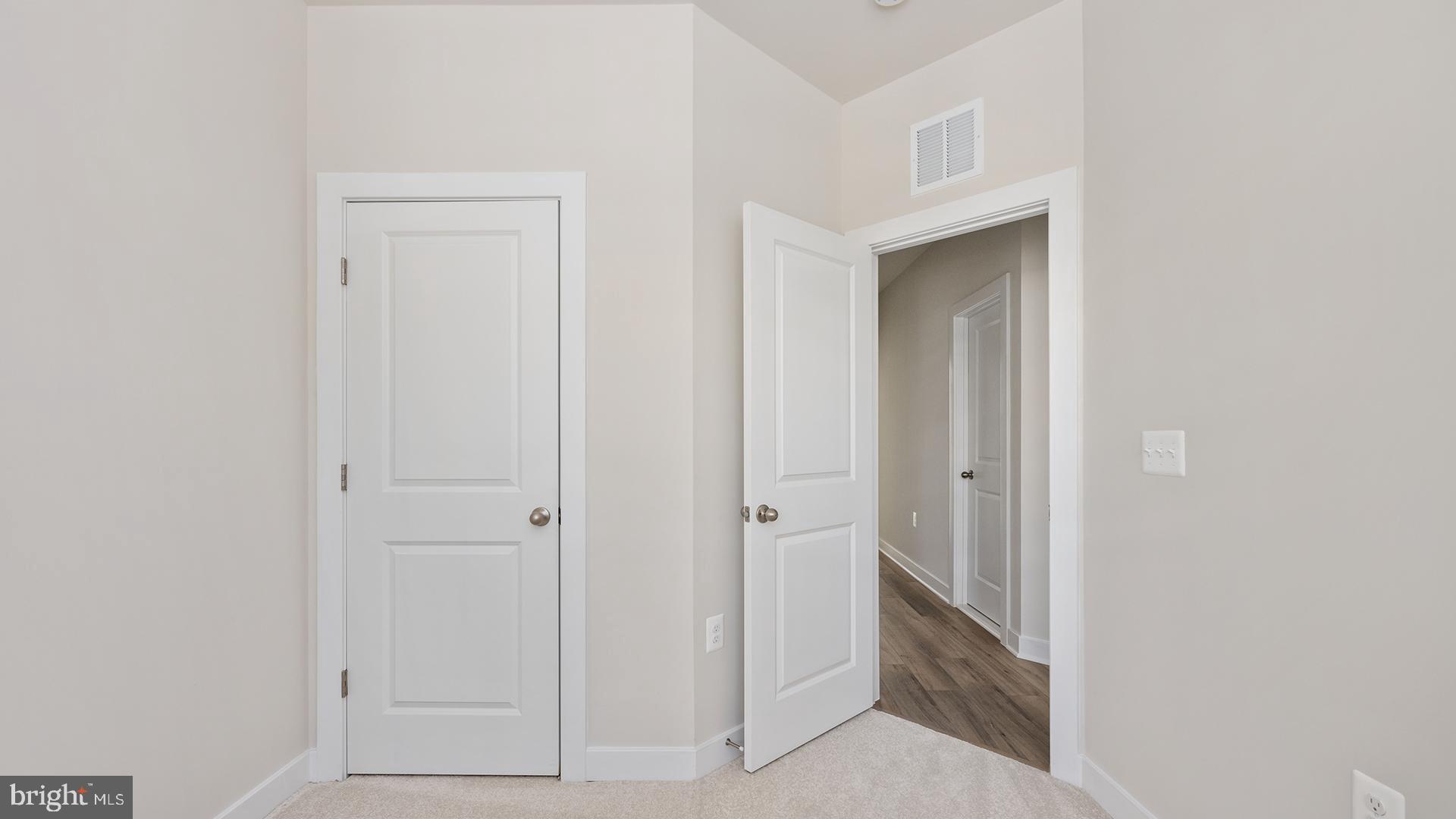 NORTHFAX WEST - Residential