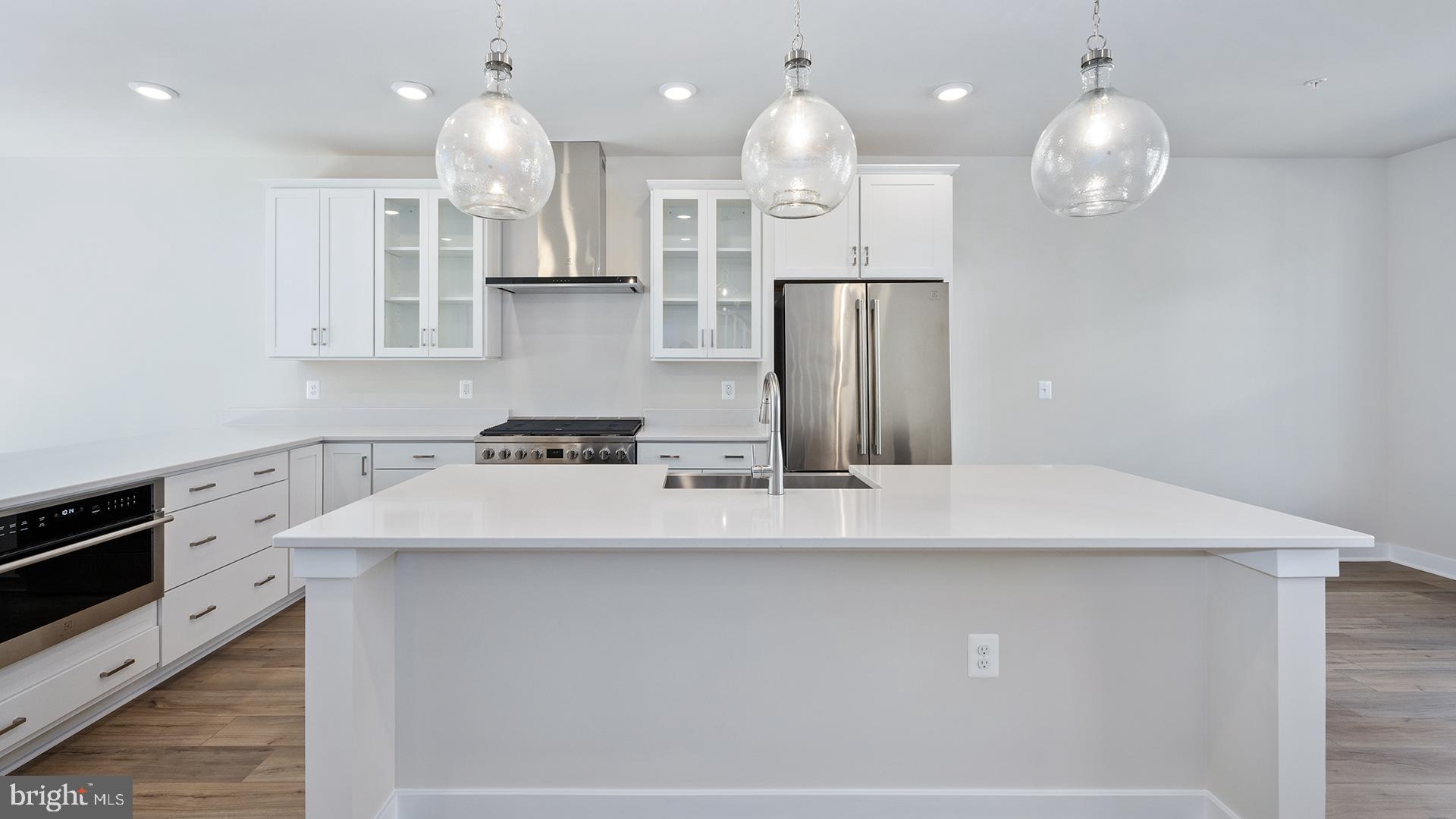 NORTHFAX WEST - Residential