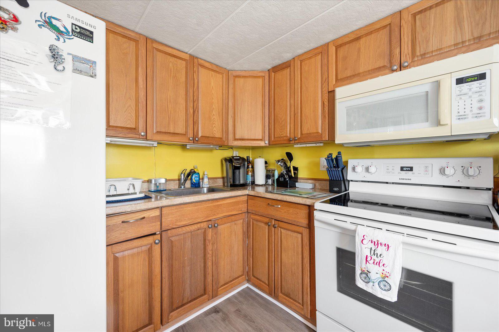 SUNDOWNER PARK - Residential