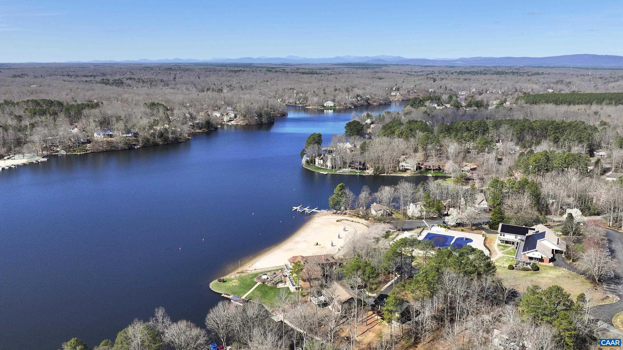 LAKE MONTICELLO - Residential