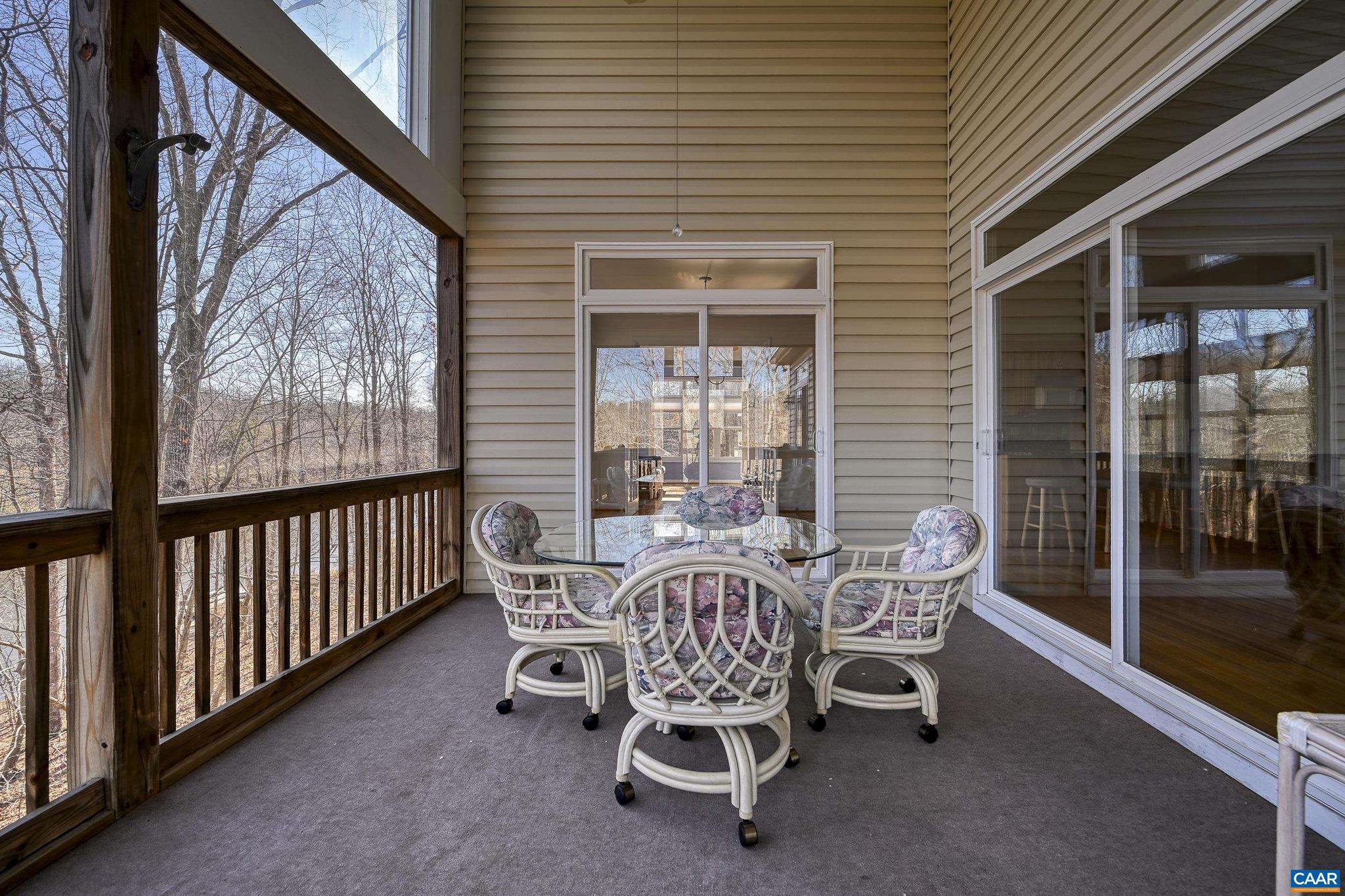 LAKE MONTICELLO - Residential