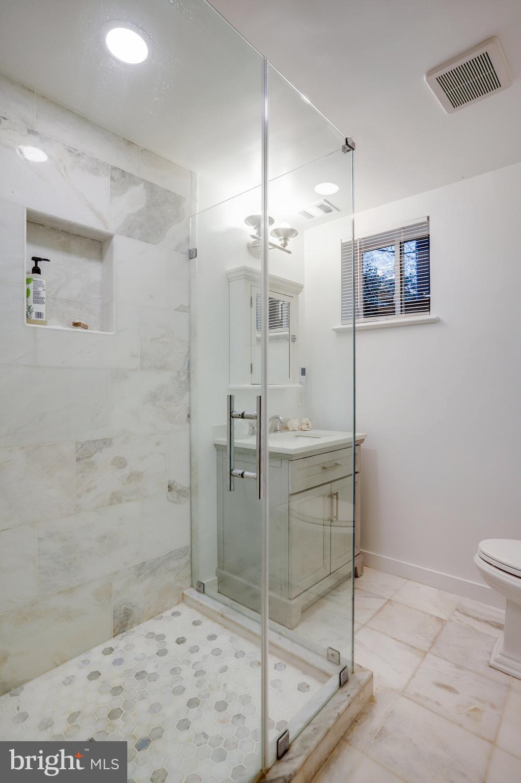 KENWOOD PARK - Residential