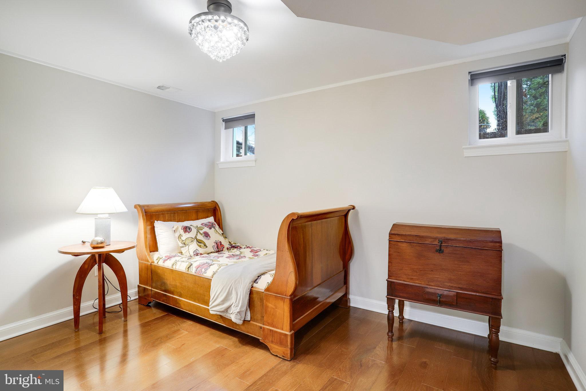 KENWOOD PARK - Residential