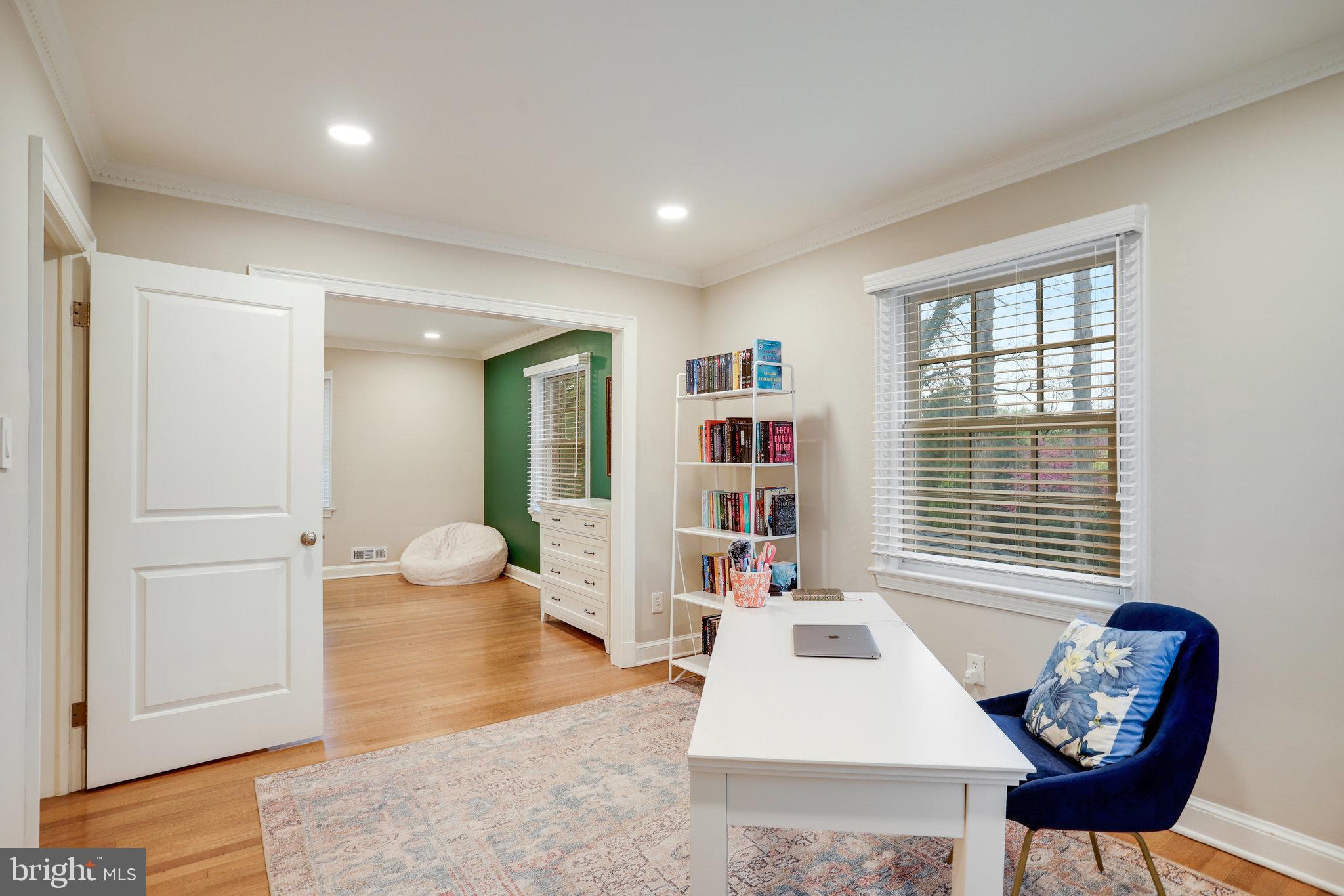 KENWOOD PARK - Residential